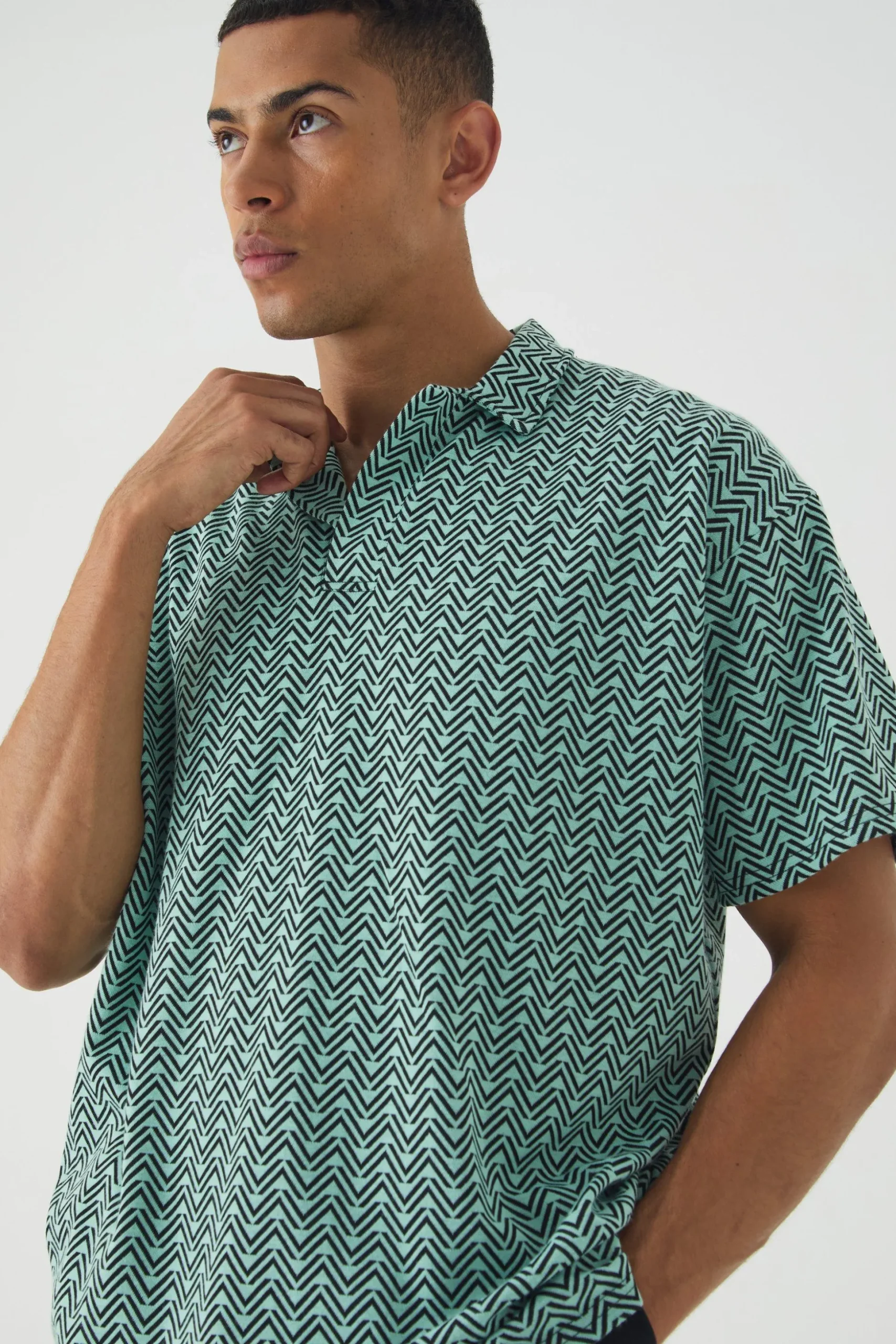 Oversized Revere Stripe Polo | BoohooMAN UK
