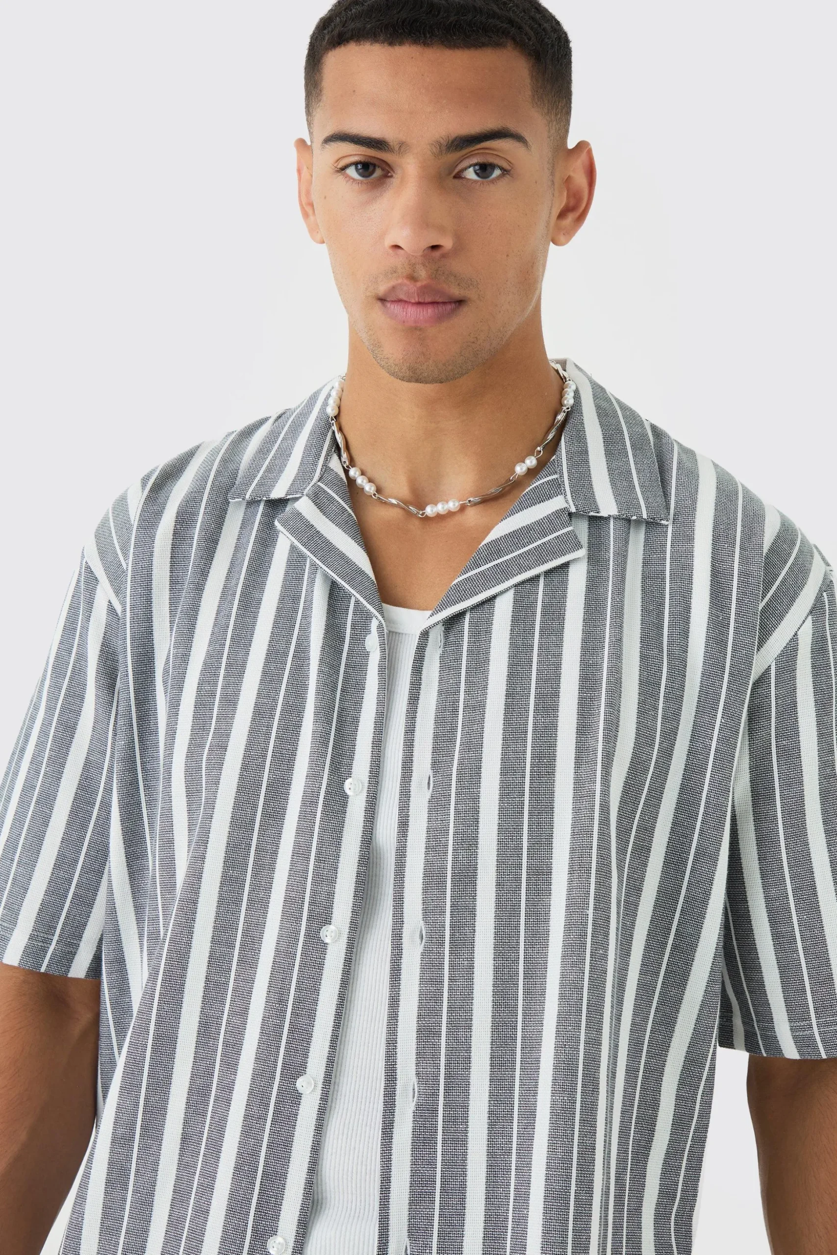 Oversized Revere Stripe Shirt | BoohooMAN UK