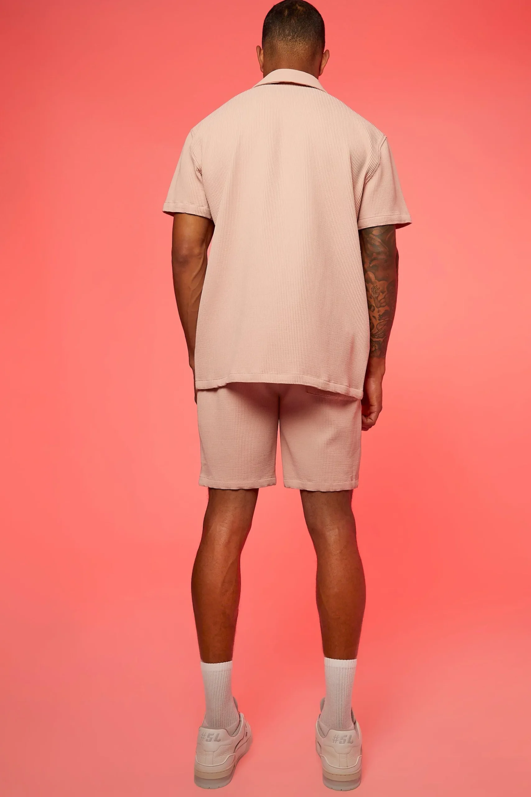 Oversized Short Sleeve Pleated Shirt And Short | BoohooMAN UK