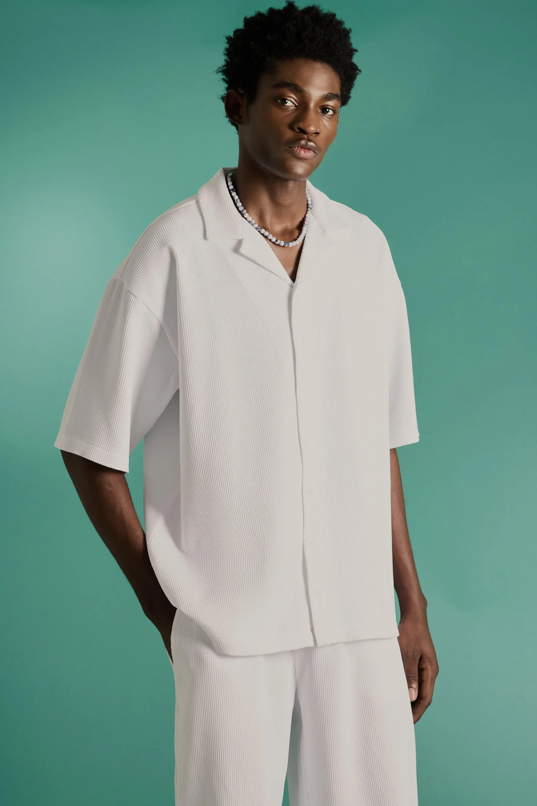 Oversized Short Sleeve Pleated Shirt & Straight Trouser | BoohooMAN UK
