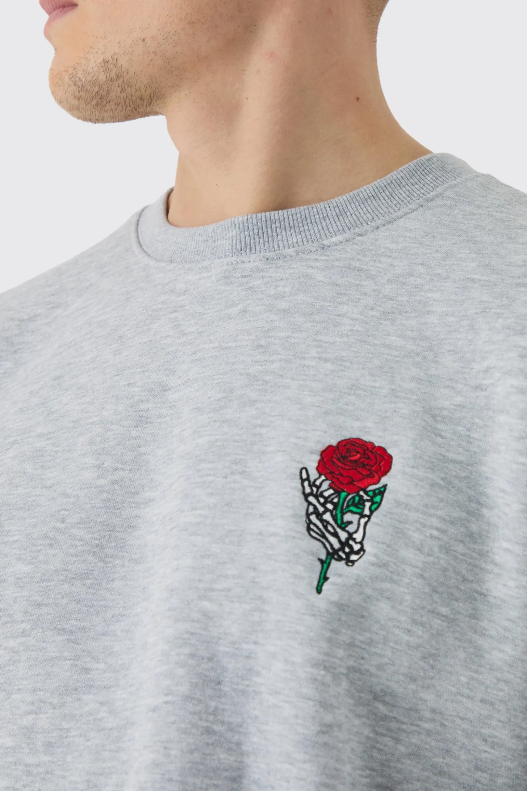 Oversized Skeleton Rose Embroidery Sweatshirt | BoohooMAN UK