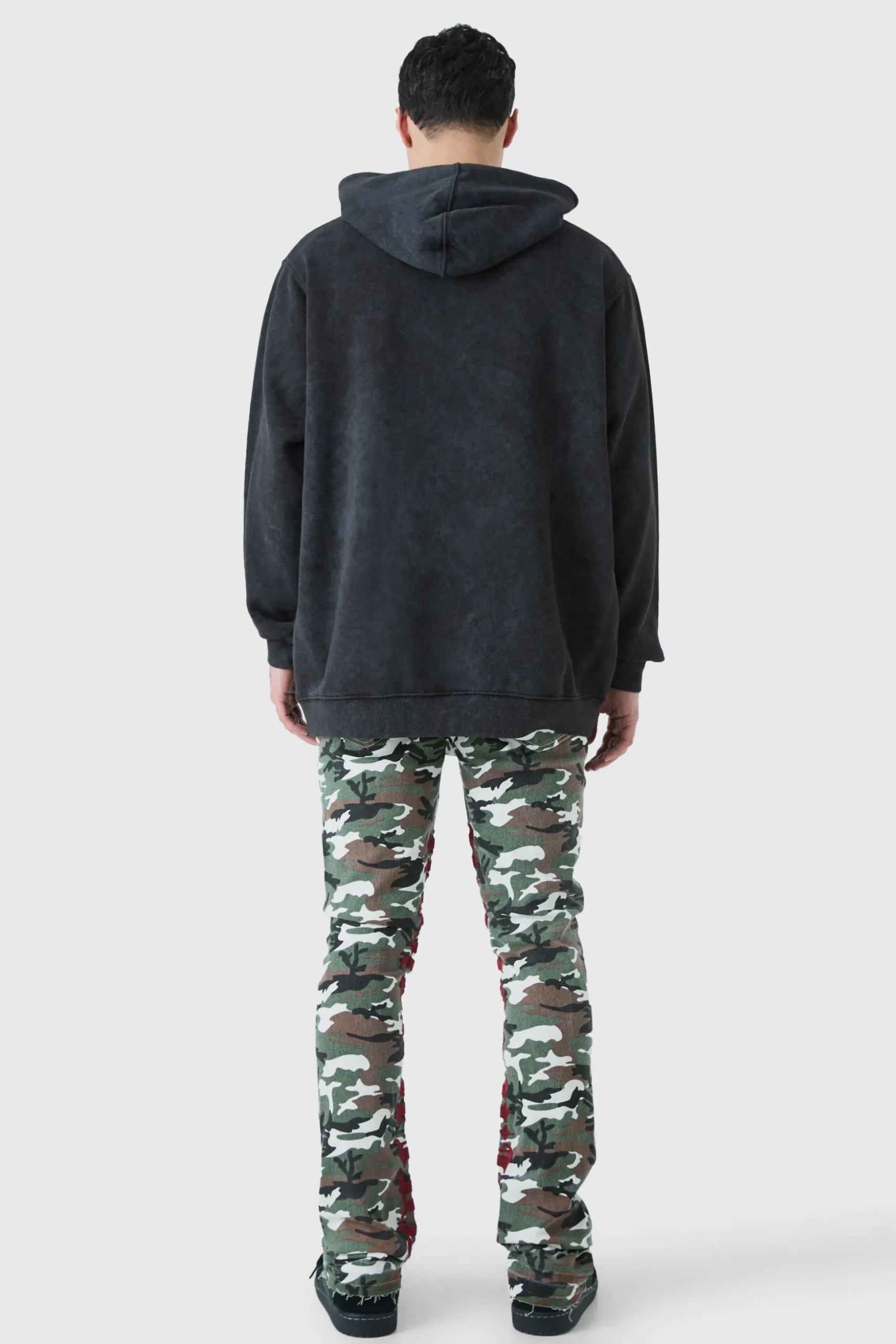 Oversized Skull Graphic Acid Wash Hoodie | BoohooMAN UK