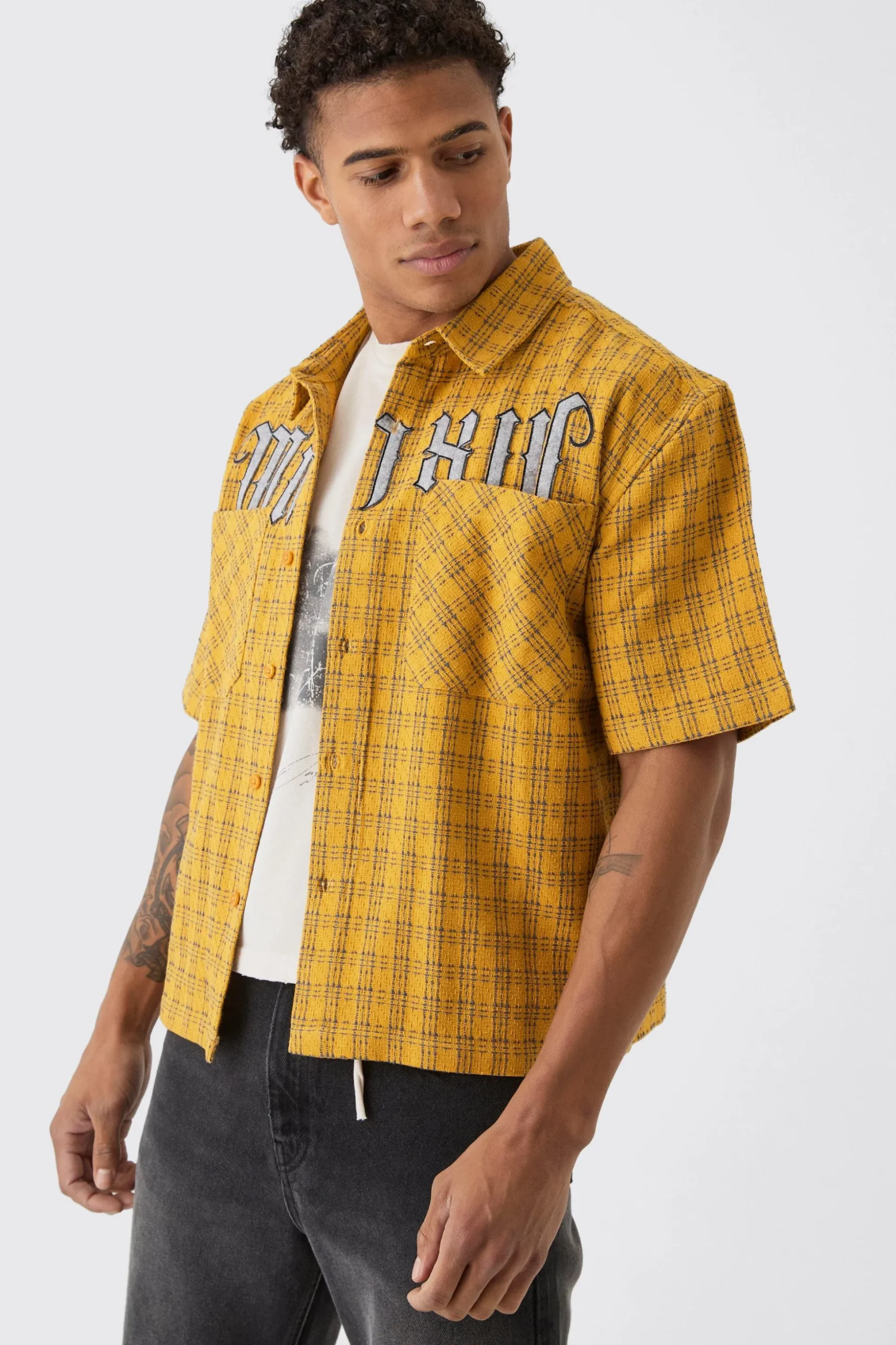 Oversized Small Check Double Pocket Boxy Shirt | BoohooMAN UK