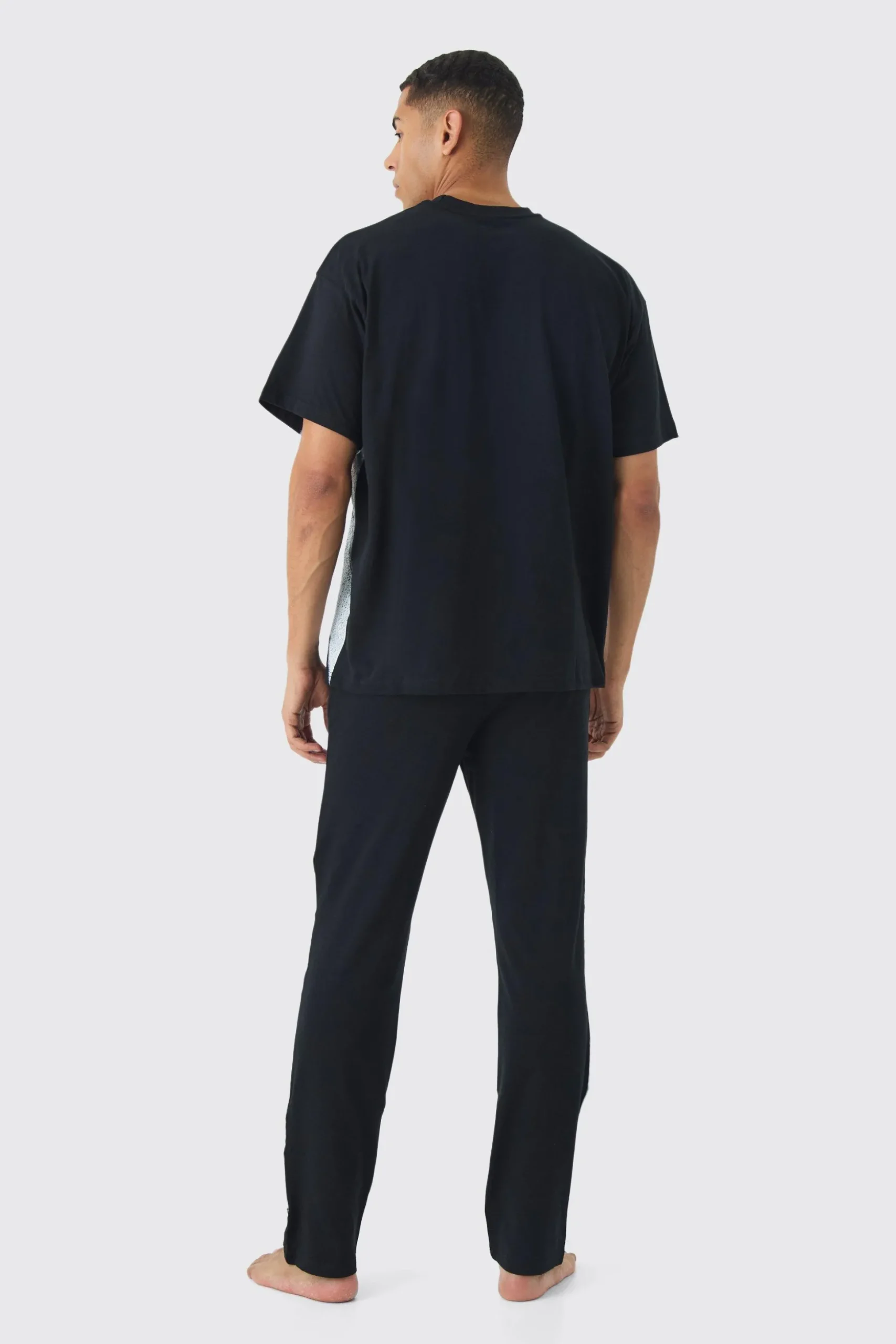 Oversized Spray Graffiti Lounge Set | BoohooMAN UK