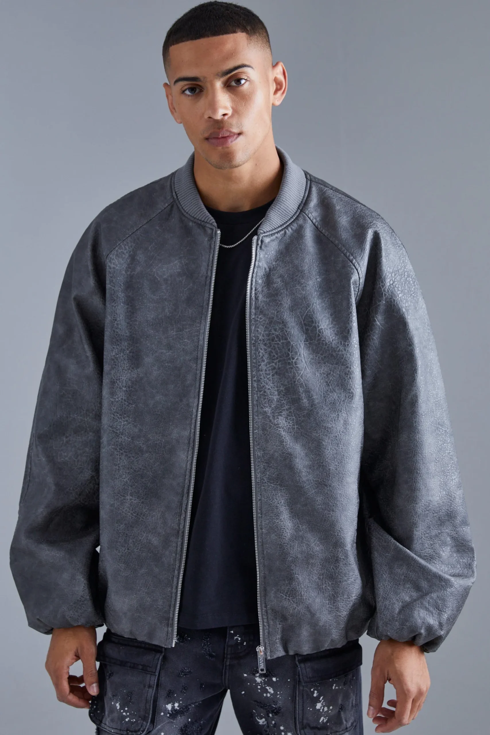 Oversized Vintage Cracked Pu Raglan Bomber | BoohooMAN UK
