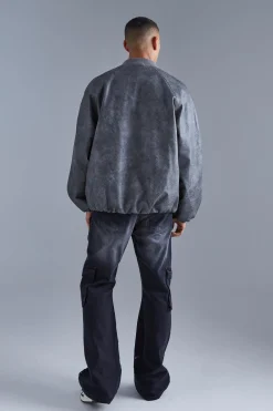 Oversized Vintage Cracked Pu Raglan Bomber | BoohooMAN UK