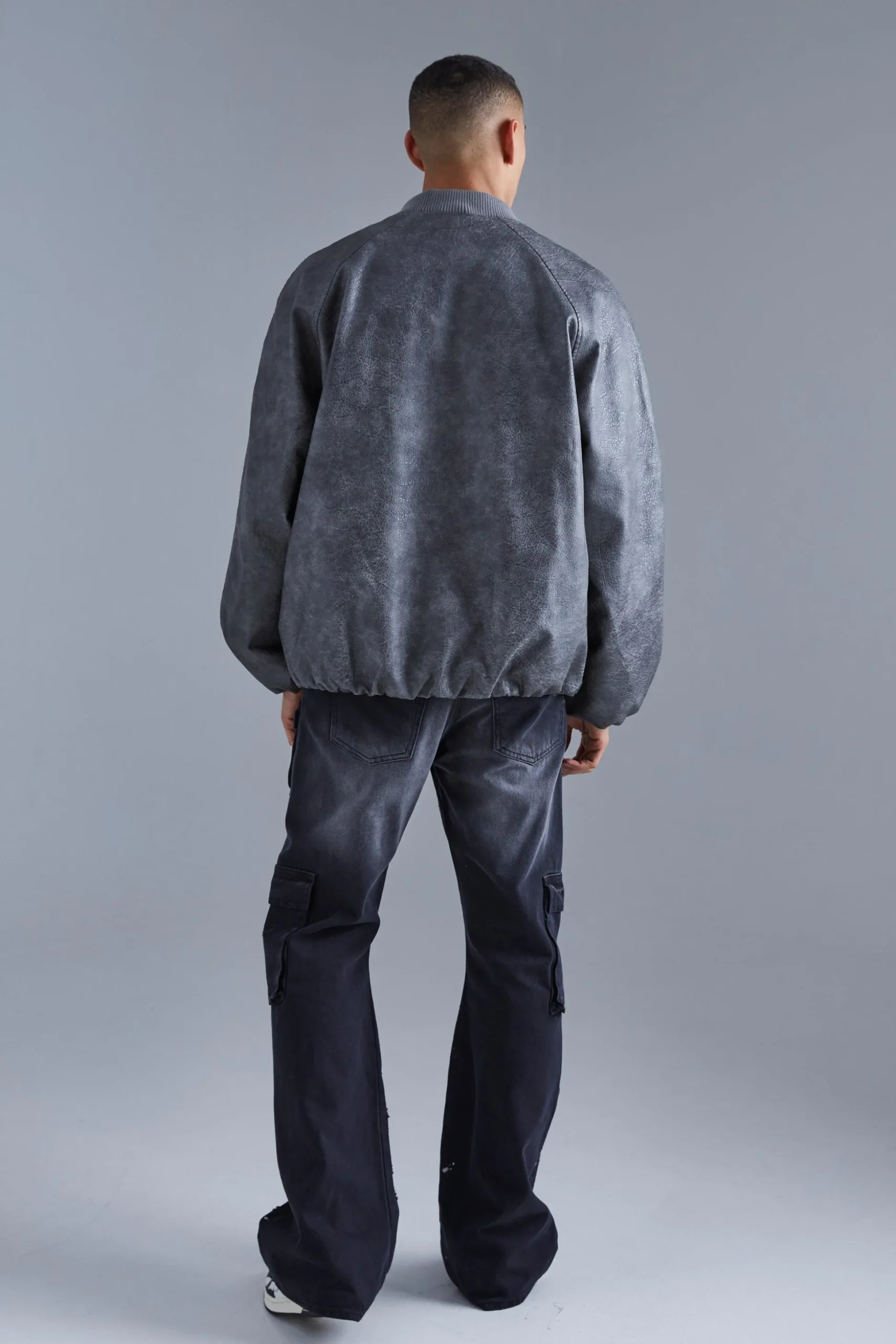 Oversized Vintage Cracked Pu Raglan Bomber | BoohooMAN UK