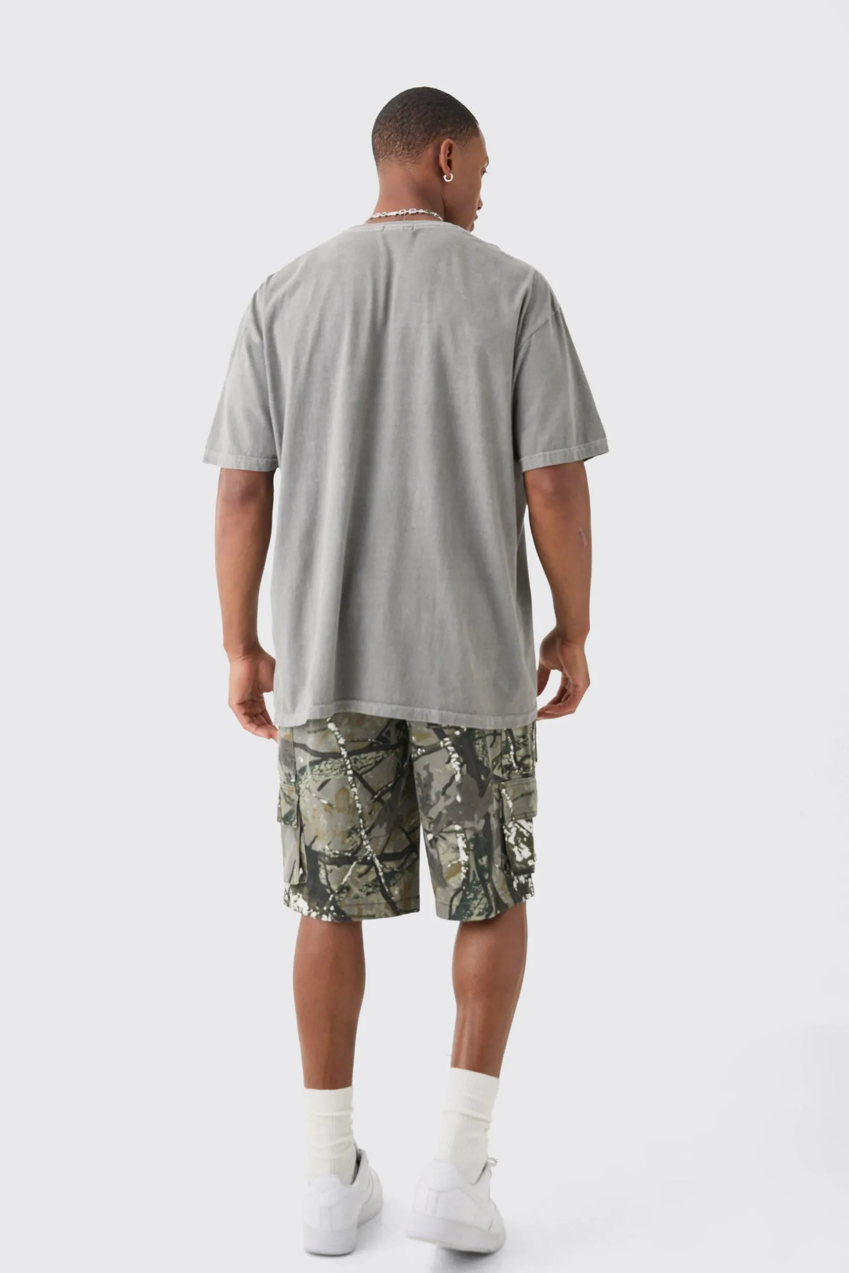 Oversized Washed Lip Graphic T-shirt | BoohooMAN UK