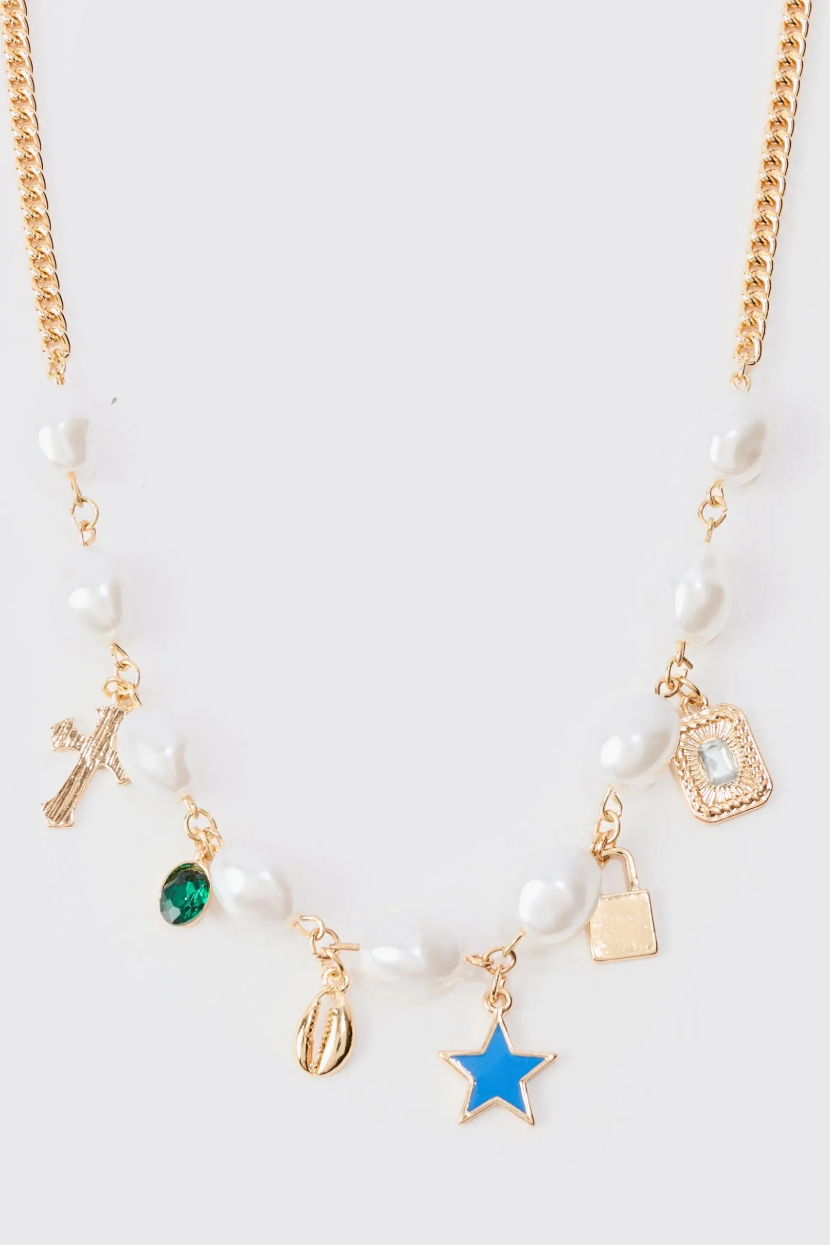 Pearl Chain And Mixed Pendant Necklace In Gold | BoohooMAN UK