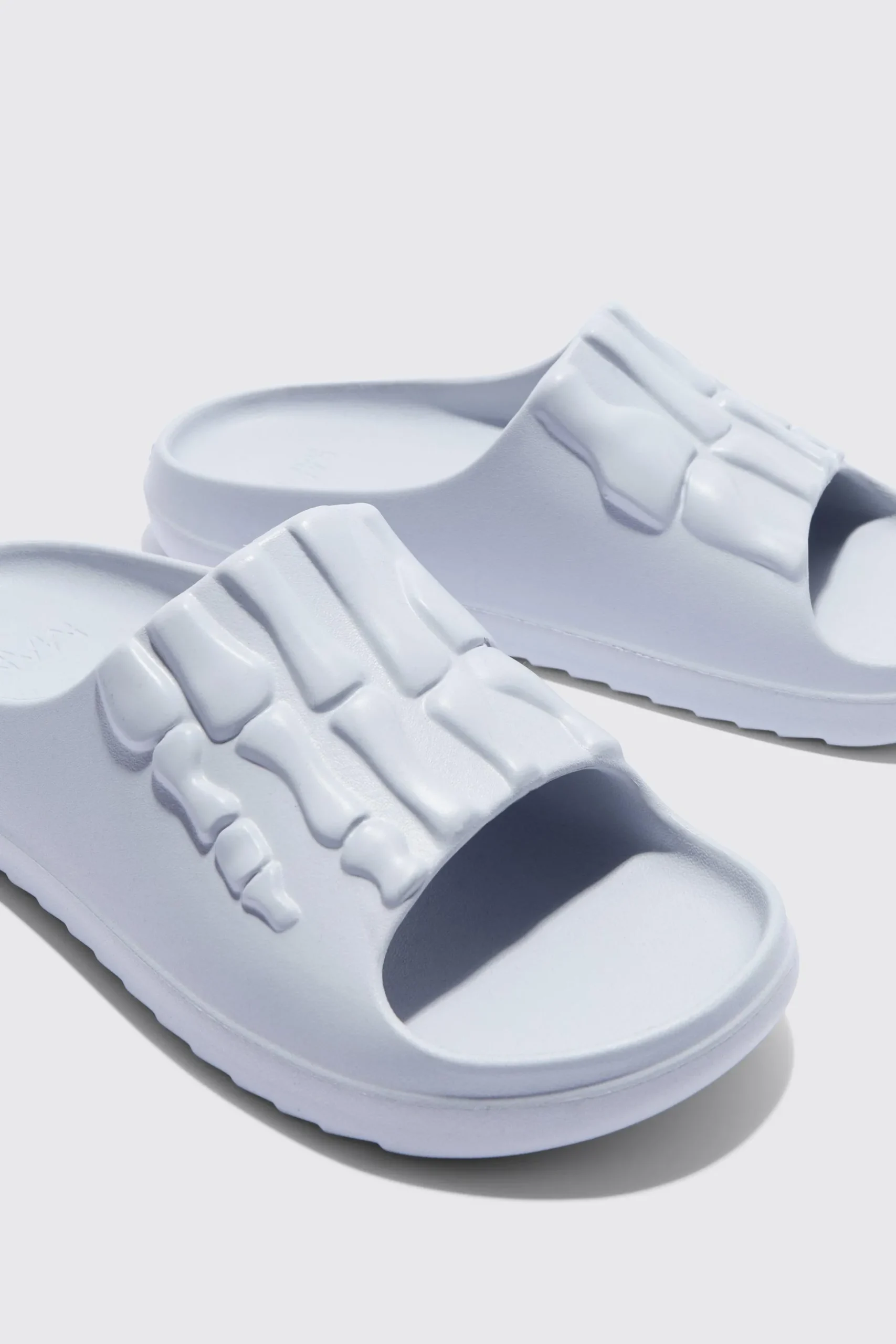 Perforated Skeleton Moulded Slider | BoohooMAN UK