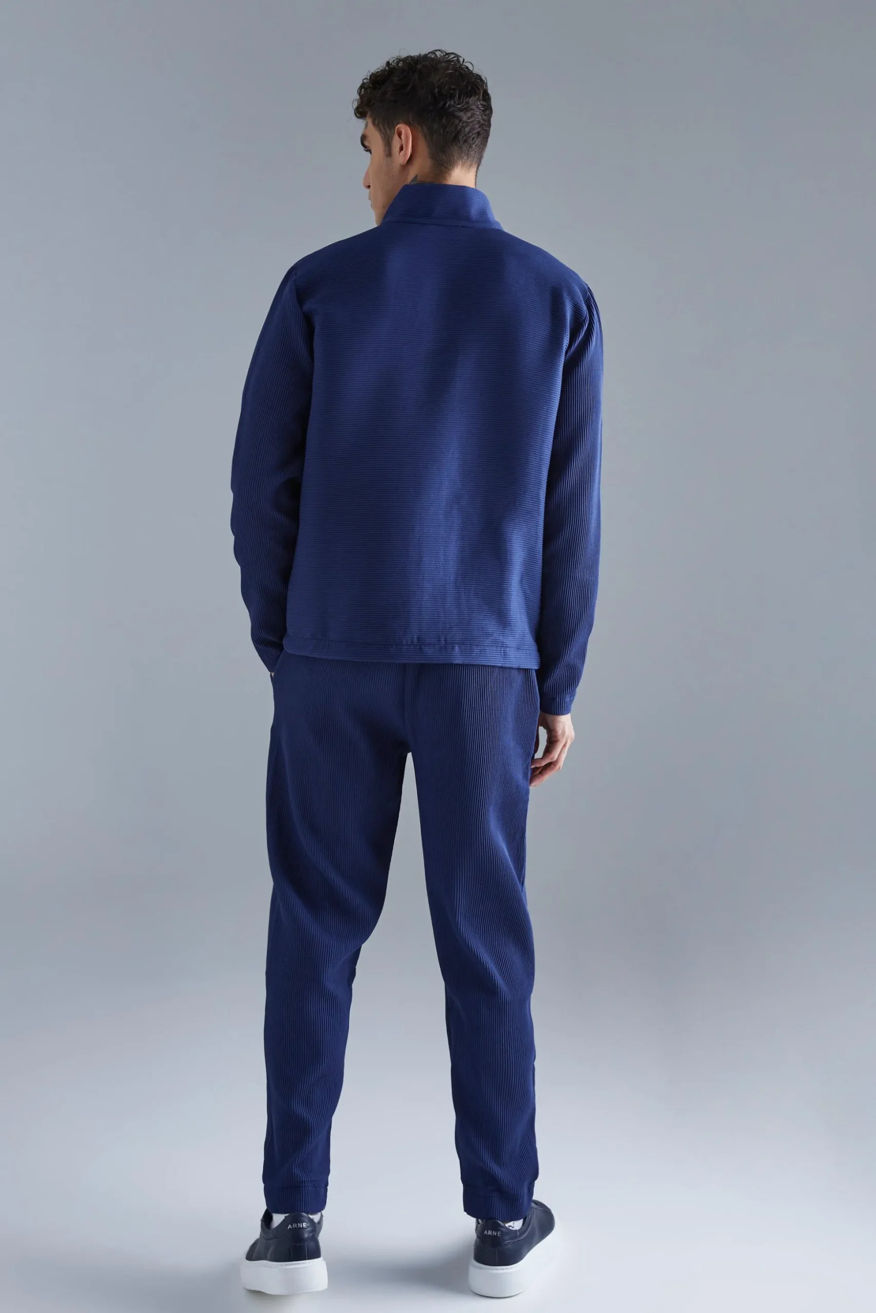 Pleated Harrington & Elasticated Pintuck Trouser Set | BoohooMAN UK