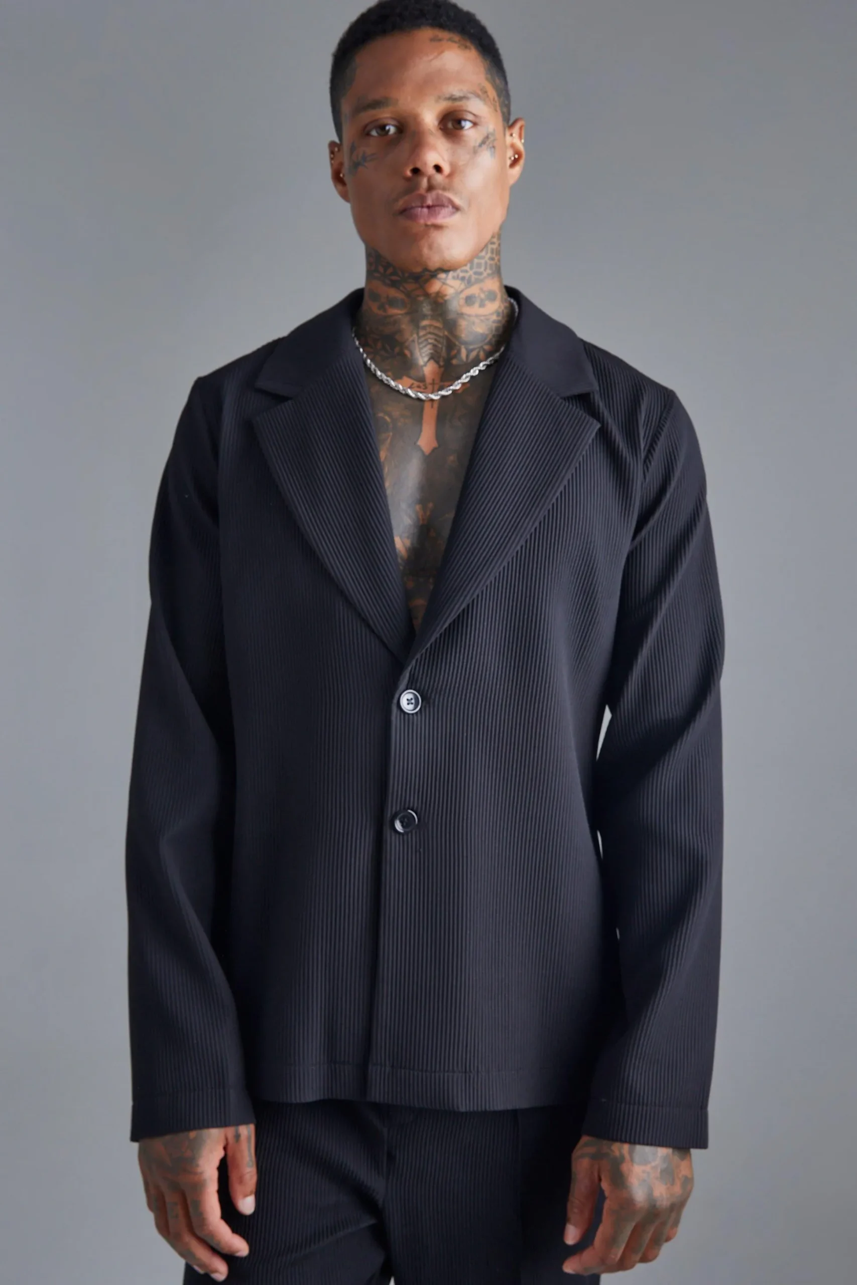 PLEATED SLIM FIT SUIT | BoohooMAN UK
