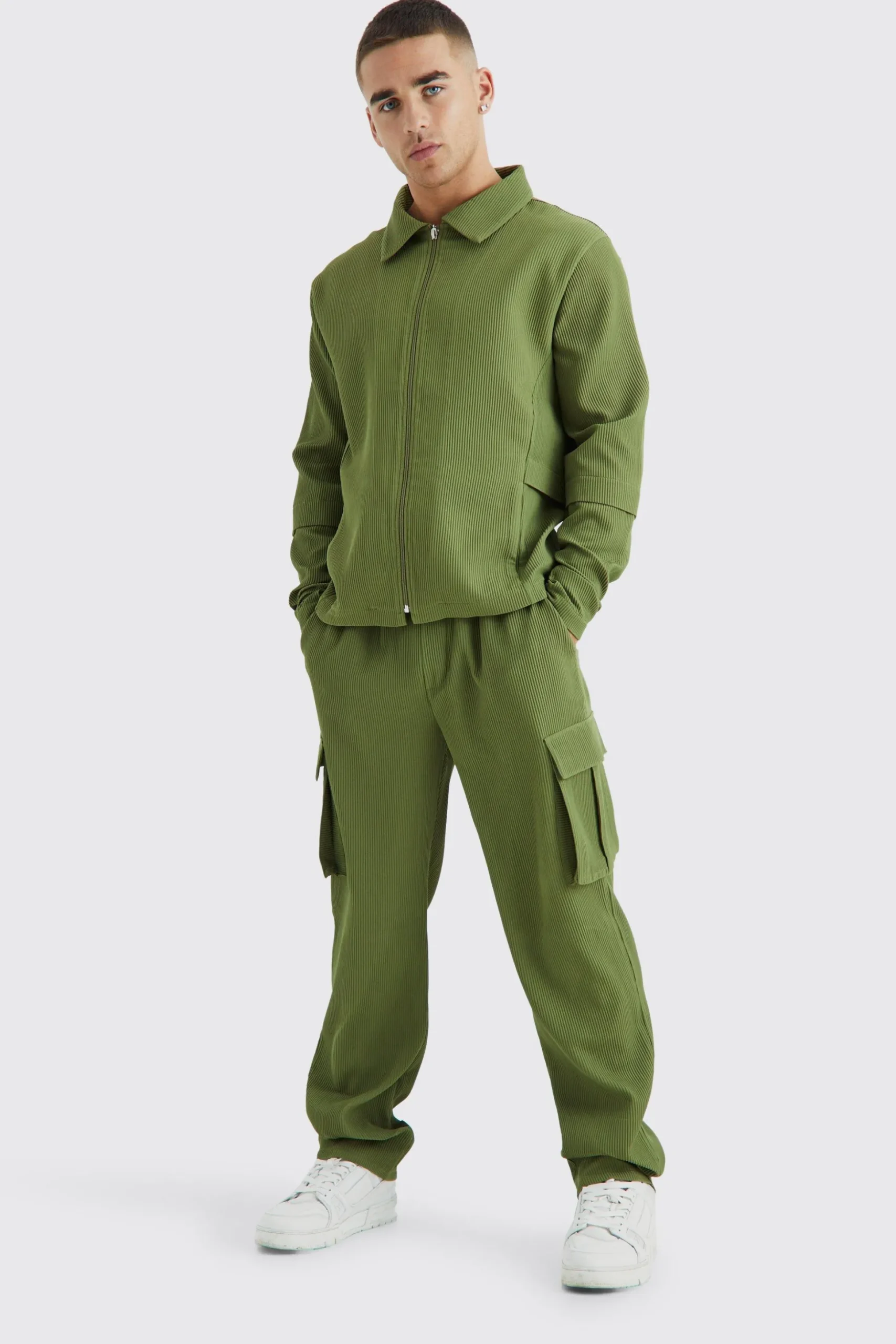 Pleated Zip Shirt & Elasticated Straight Cargo Set | BoohooMAN UK