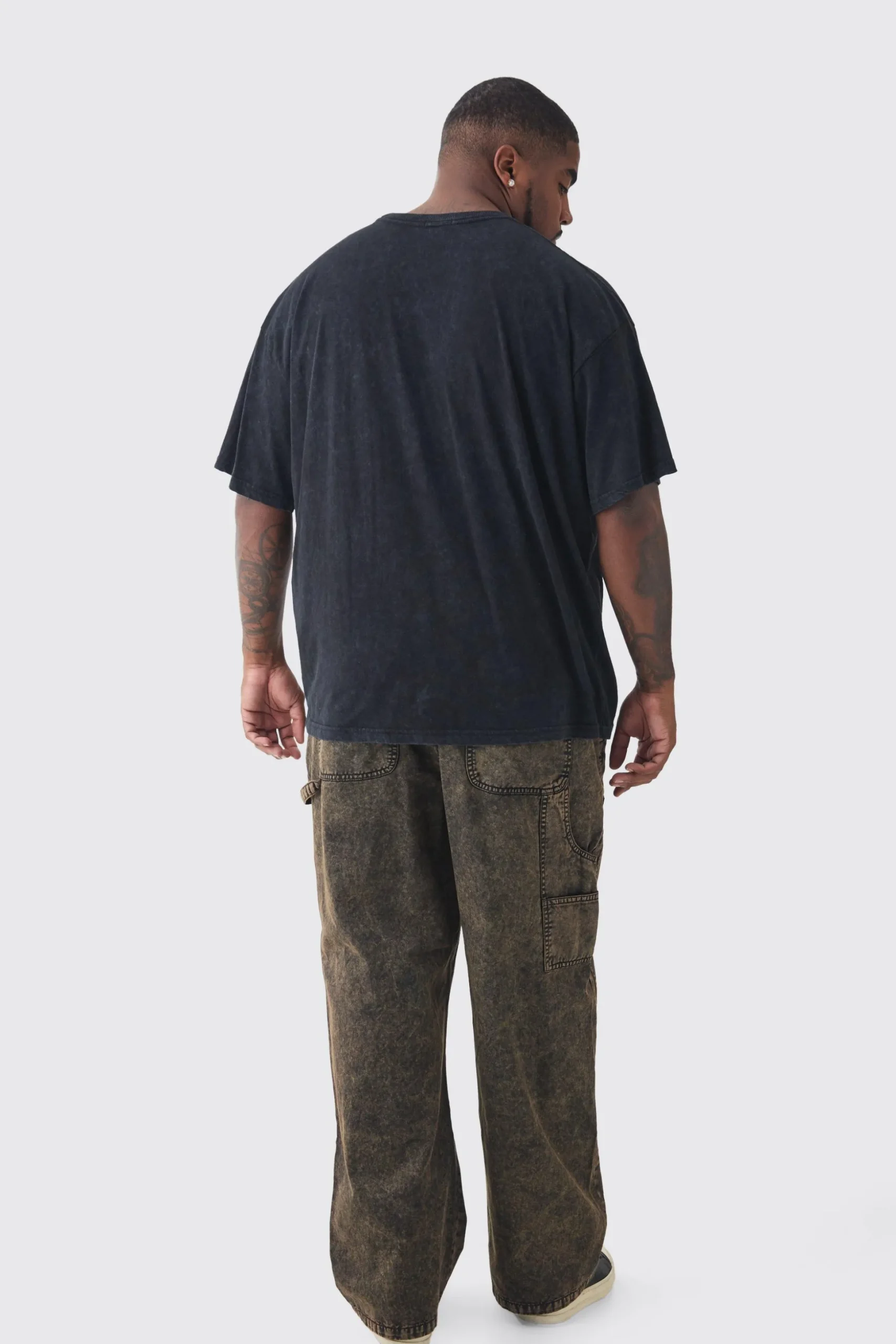 Plus Fearless Print Oversized Washed T-shirt In Charcoal | BoohooMAN UK