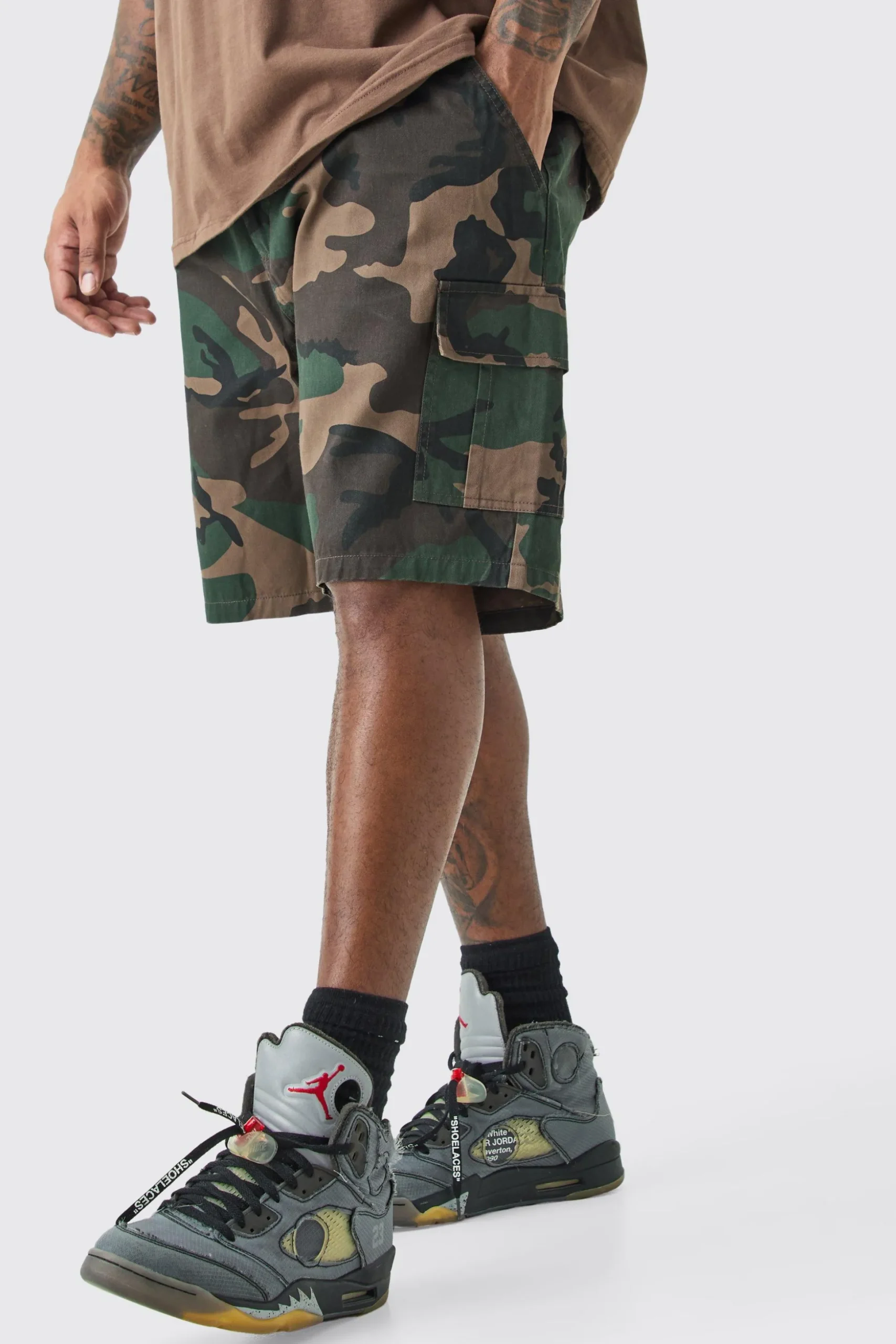 Plus Fixed Waist Camo Twill Cargo Short | BoohooMAN UK