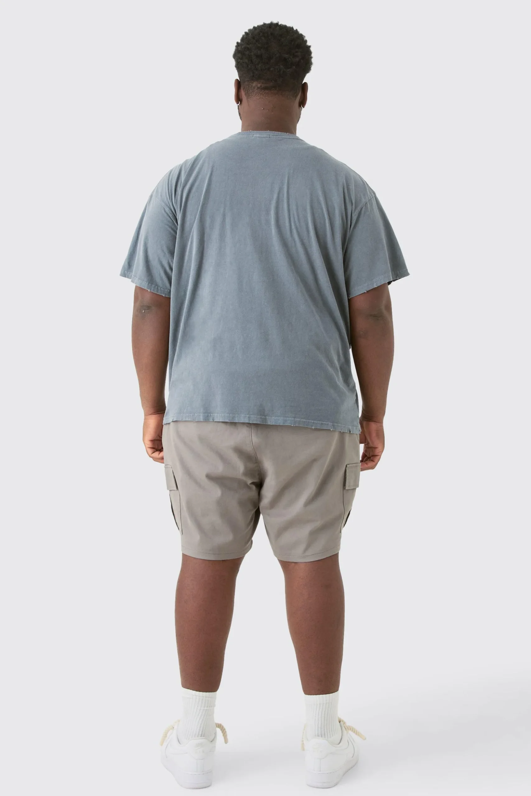 Plus Fixed Waist Grey Skinny Fit Cargo Shorts | BoohooMAN UK