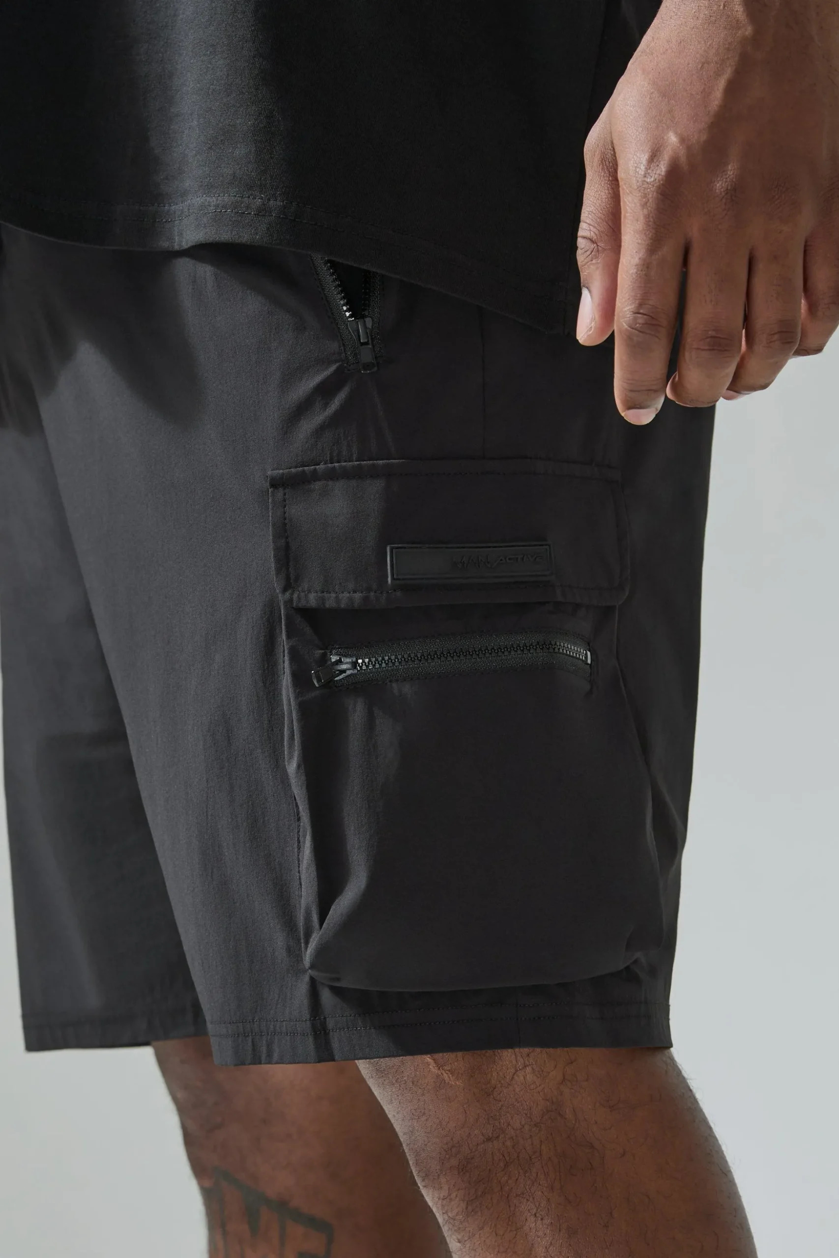 Plus Man Active Lightweight 5inch Regular Fit Cargo Shorts | BoohooMAN UK