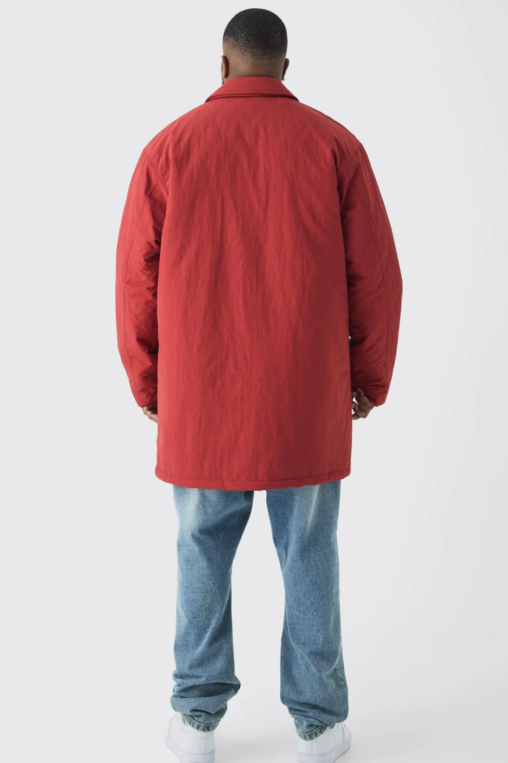 Plus Man Tab Crinkle Longline Mac In Rust | BoohooMAN UK