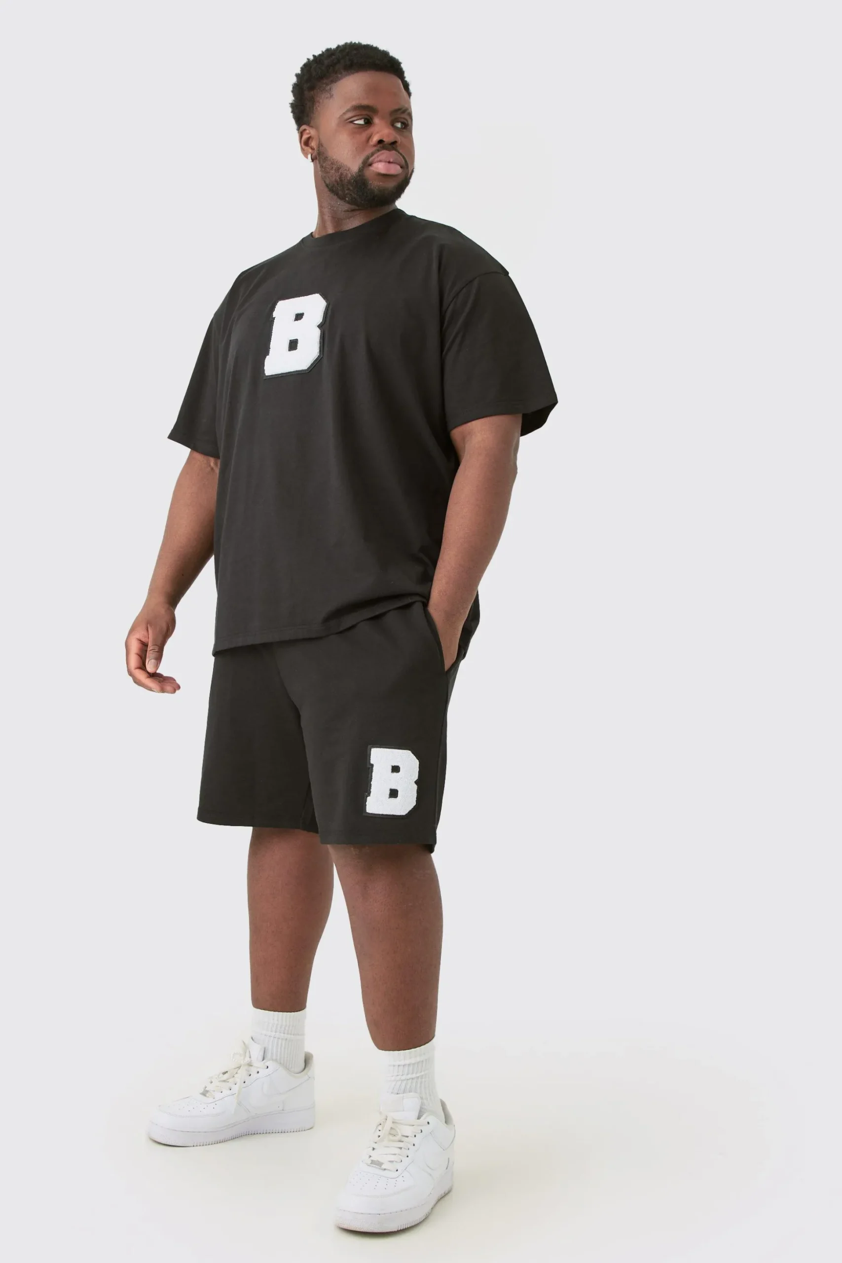 Plus Oversized Applique T-shirt & Short Set | BoohooMAN UK