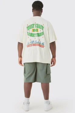 Plus Oversized Looney Tunes License T-shirt Ecru | BoohooMAN UK