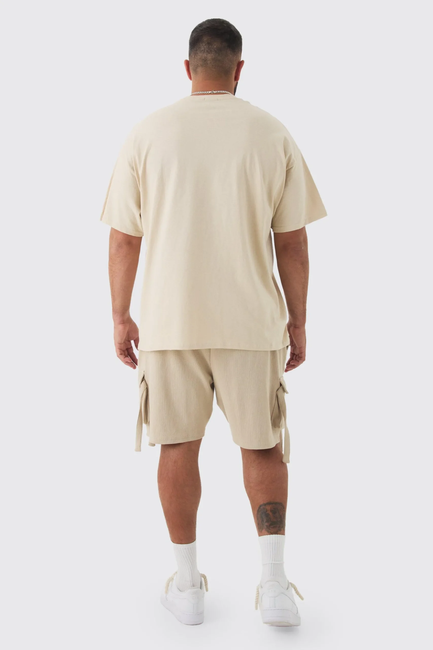 Plus Oversized Varsity Teddy Graphic T-shirt | BoohooMAN UK