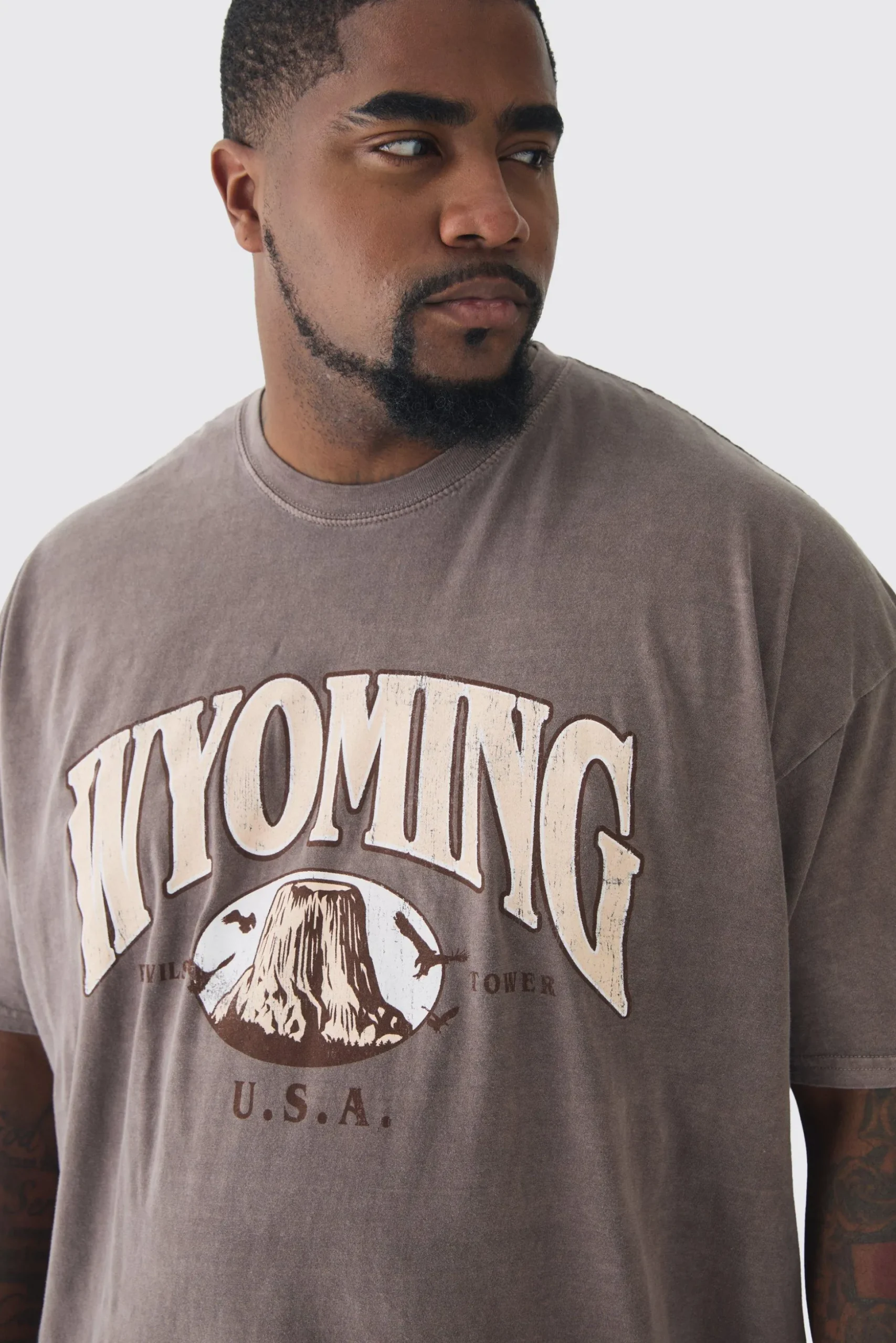 Plus Oversized Washed Wyoming Print T-shirt | BoohooMAN UK