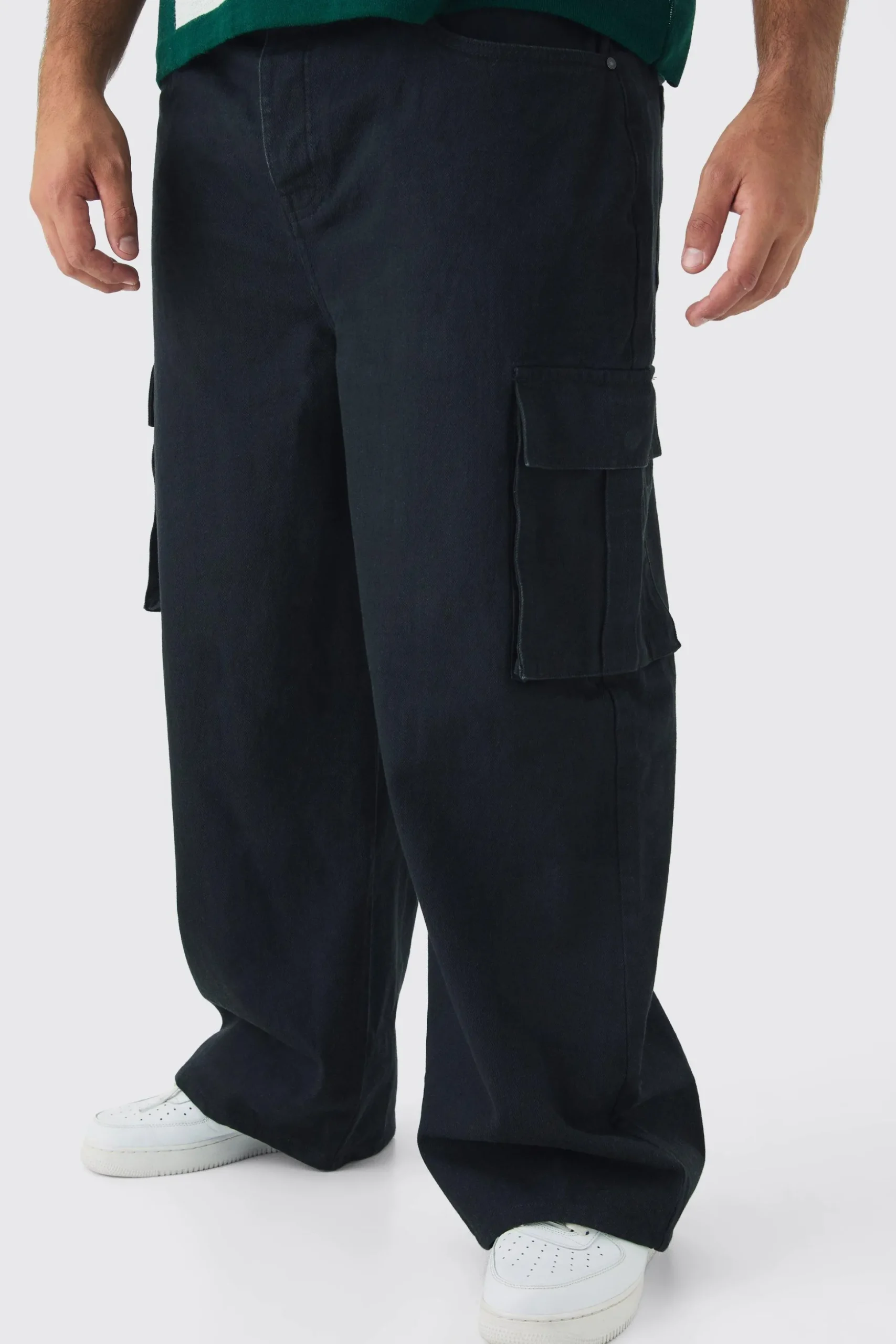 Plus Relaxed Rigid Cargo Jeans | BoohooMAN UK