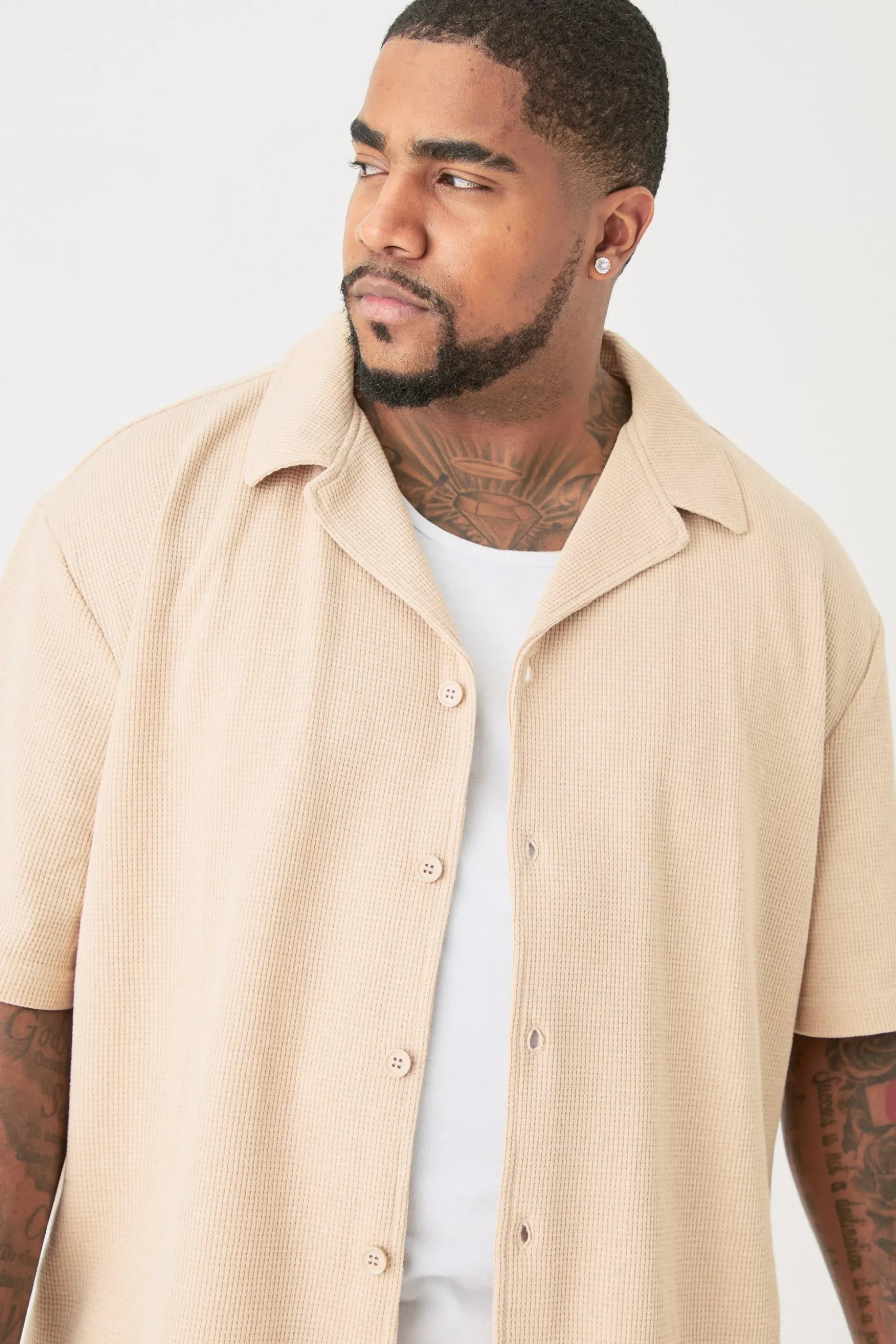 Plus Short Sleeve Drop Revere Shirt & Cargo Short Set In Stone | BoohooMAN UK