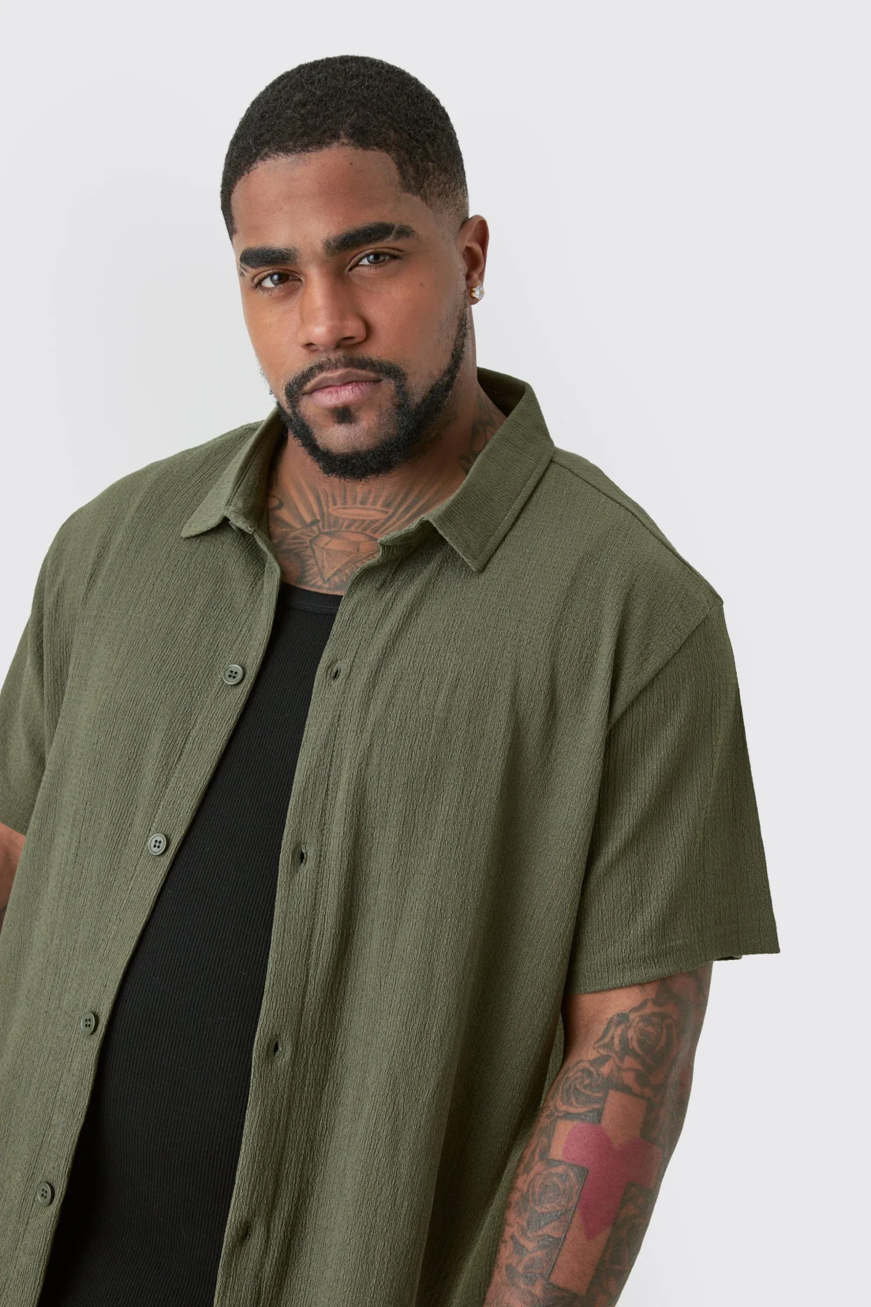 Plus Short Sleeve Regular Textured Shirt In Khaki | BoohooMAN UK