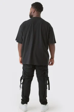 Plus Stretch Skinny Cargo Pocket Detail Jean In True Black | BoohooMAN UK