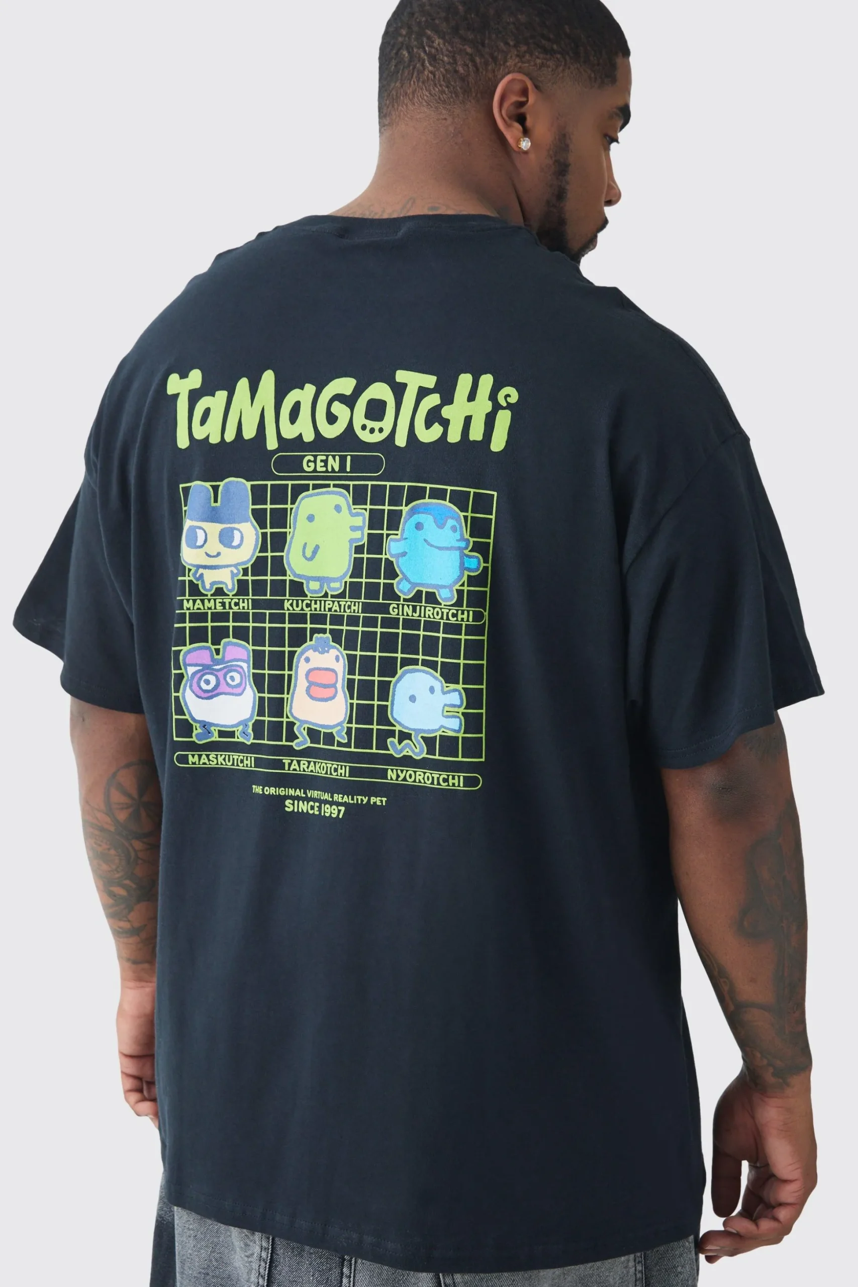 Plus Tamogotchi Back Print License T-shirt In Black | BoohooMAN UK
