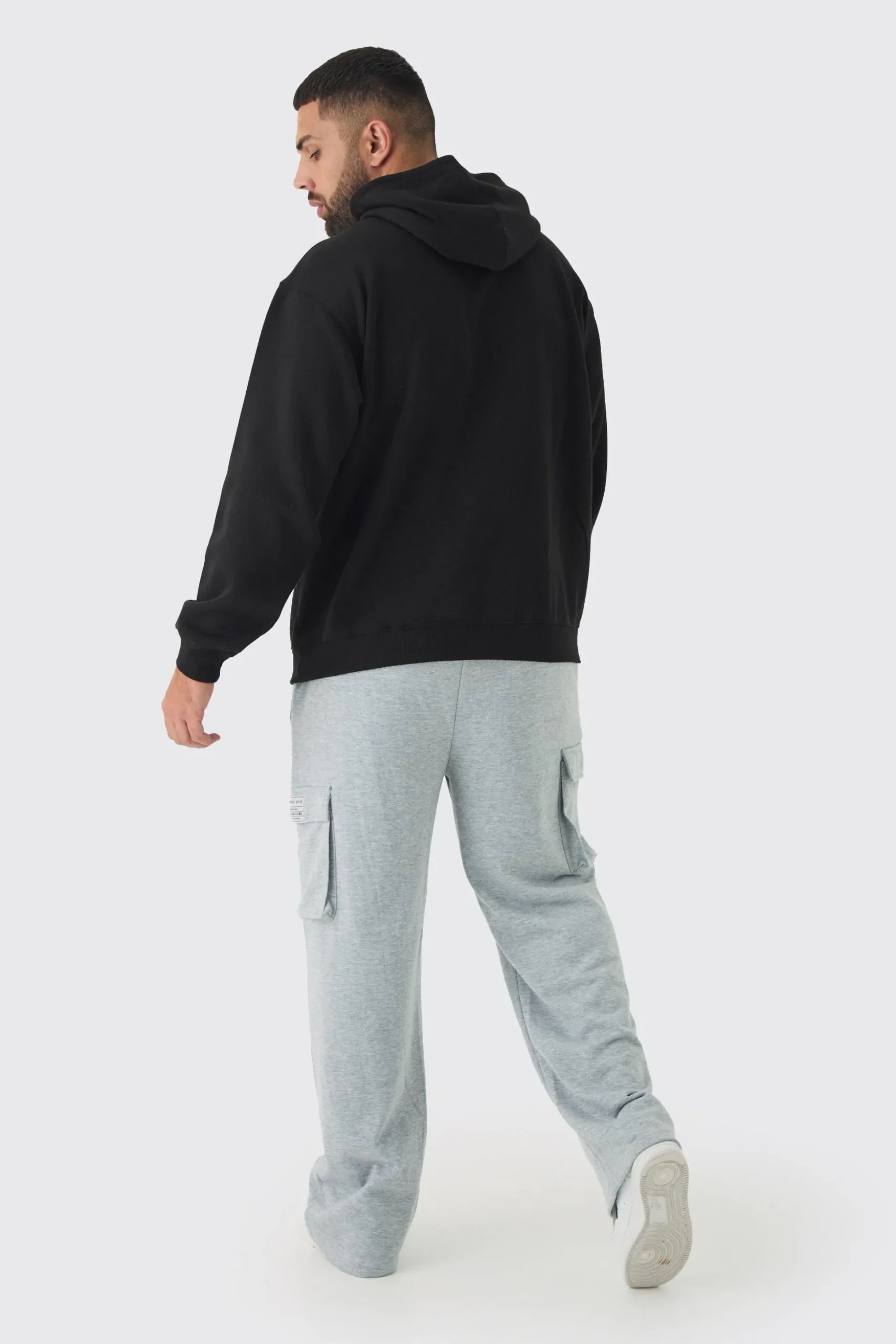 Plus Woven Tab Relaxed Fit Cargo Joggers | BoohooMAN UK