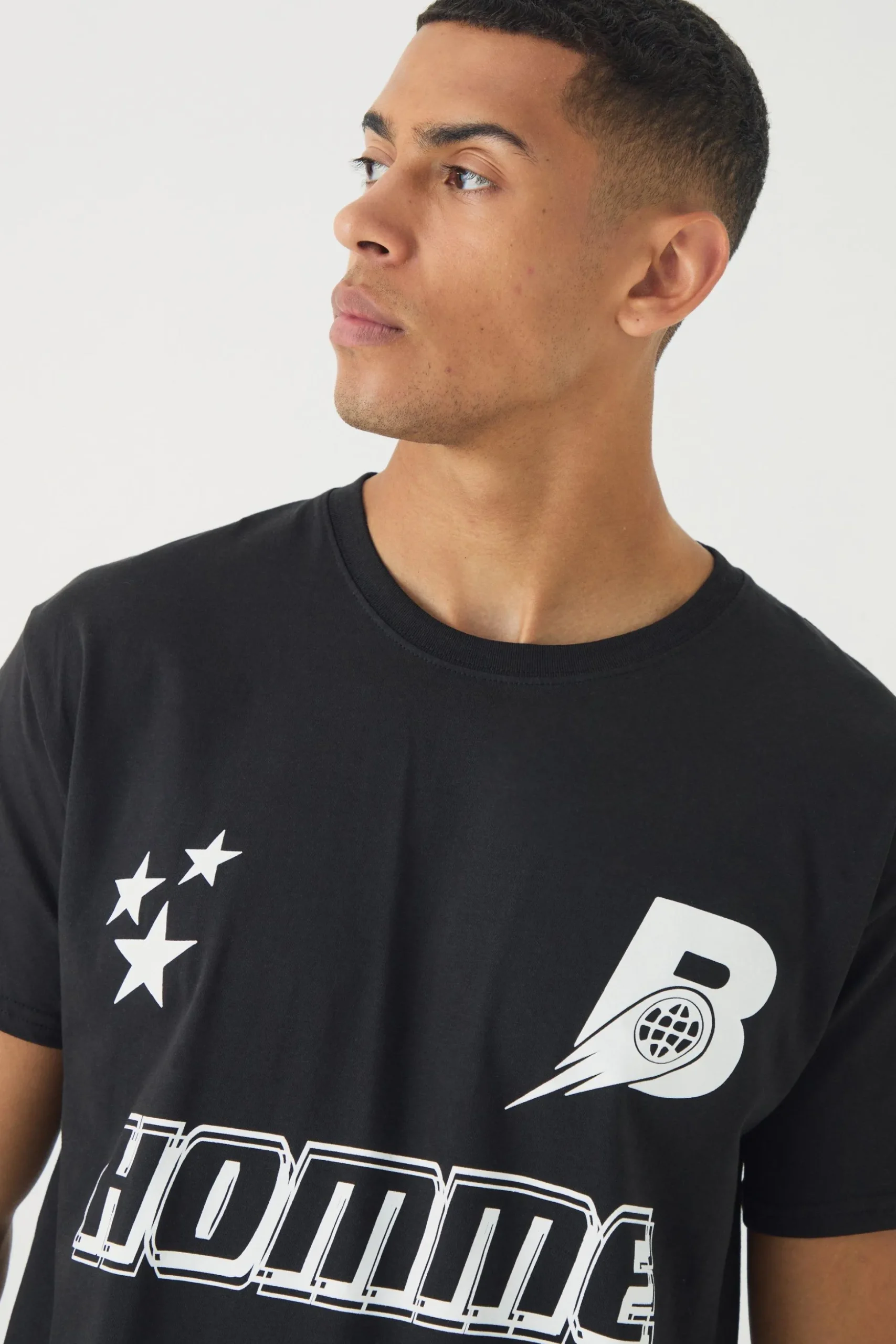 Regular Fit Homme Star Graphic T-Shirt | BoohooMAN UK