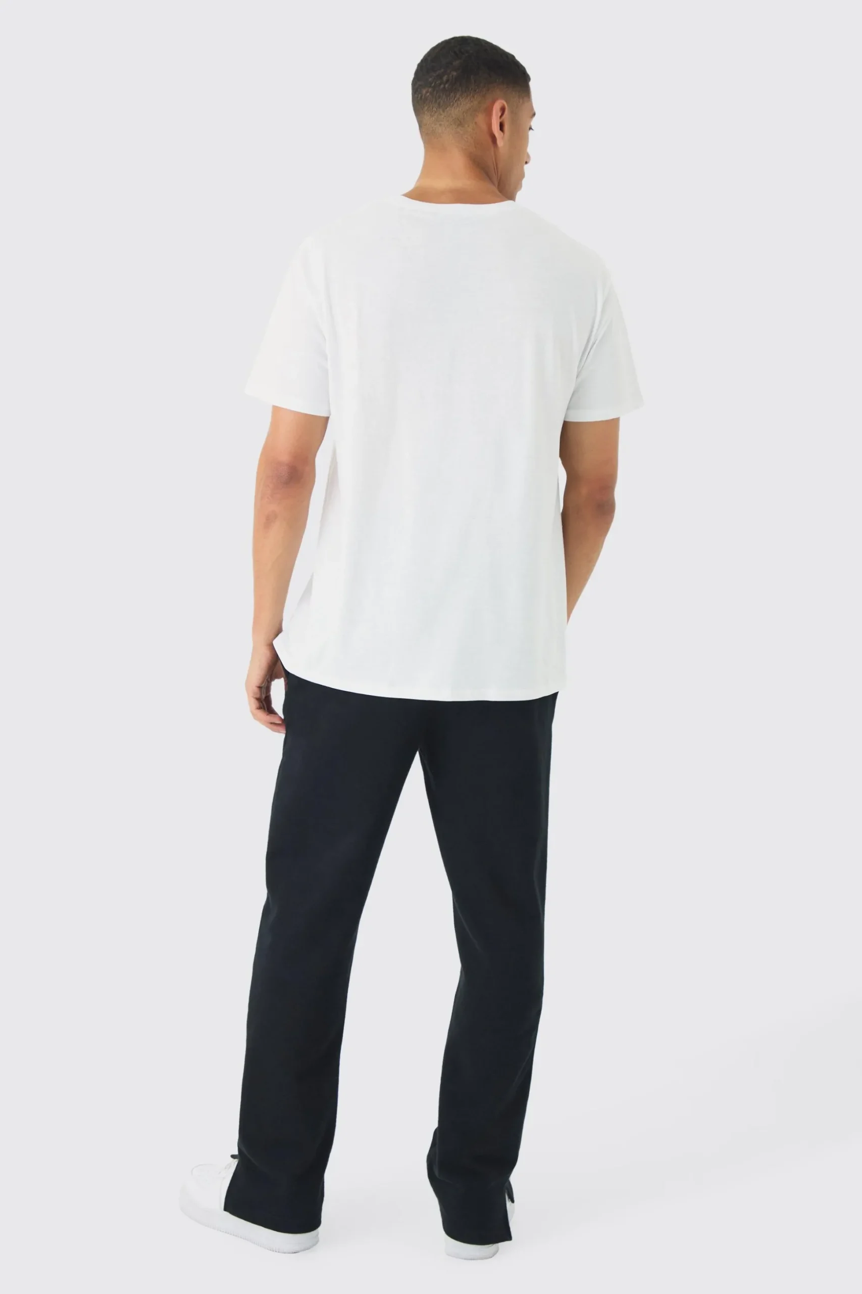 Regular Fit New York City Varsity T-Shirt | BoohooMAN UK