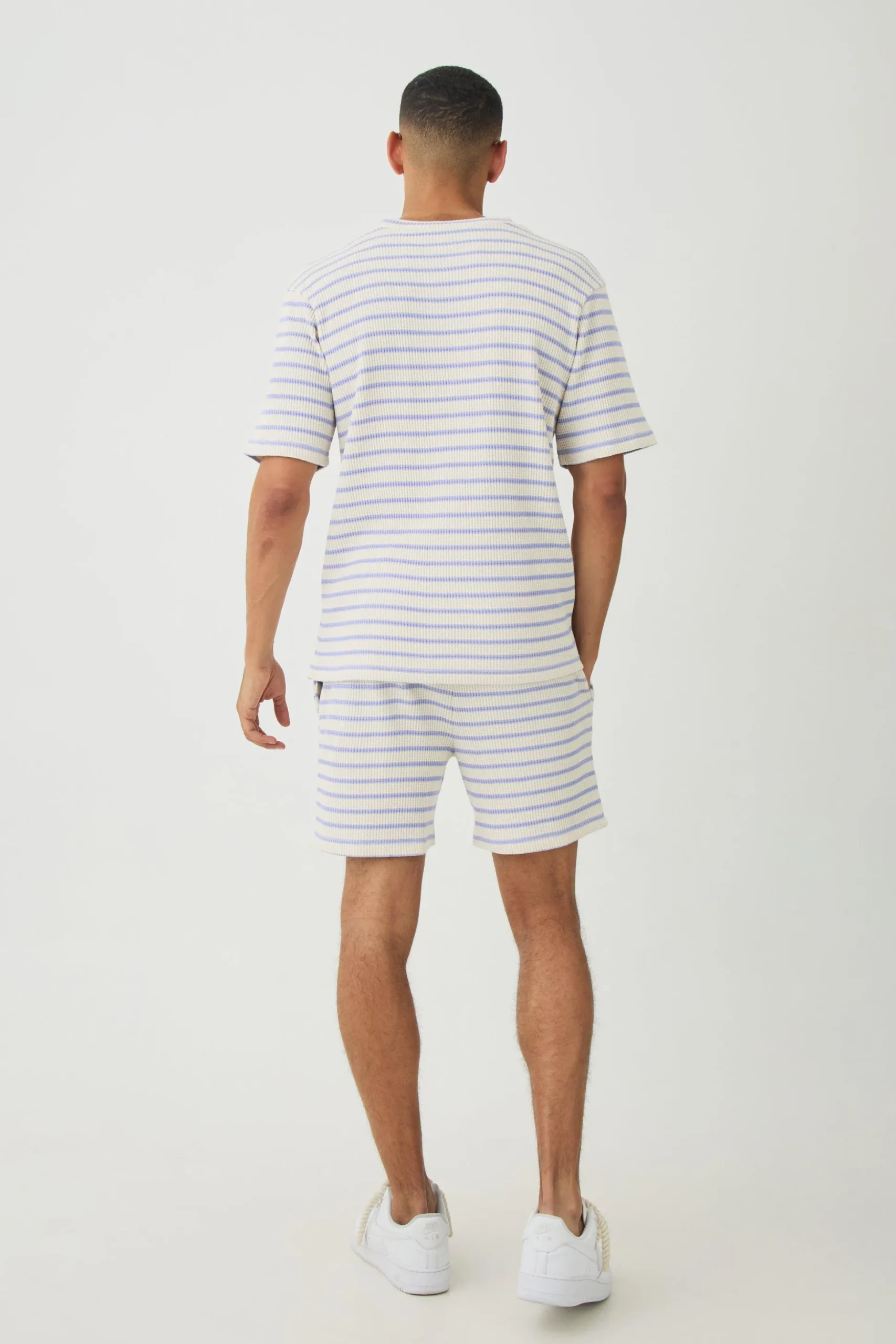 Regular Fit Waffle Stripe T-shirt & Shorts Set | BoohooMAN UK