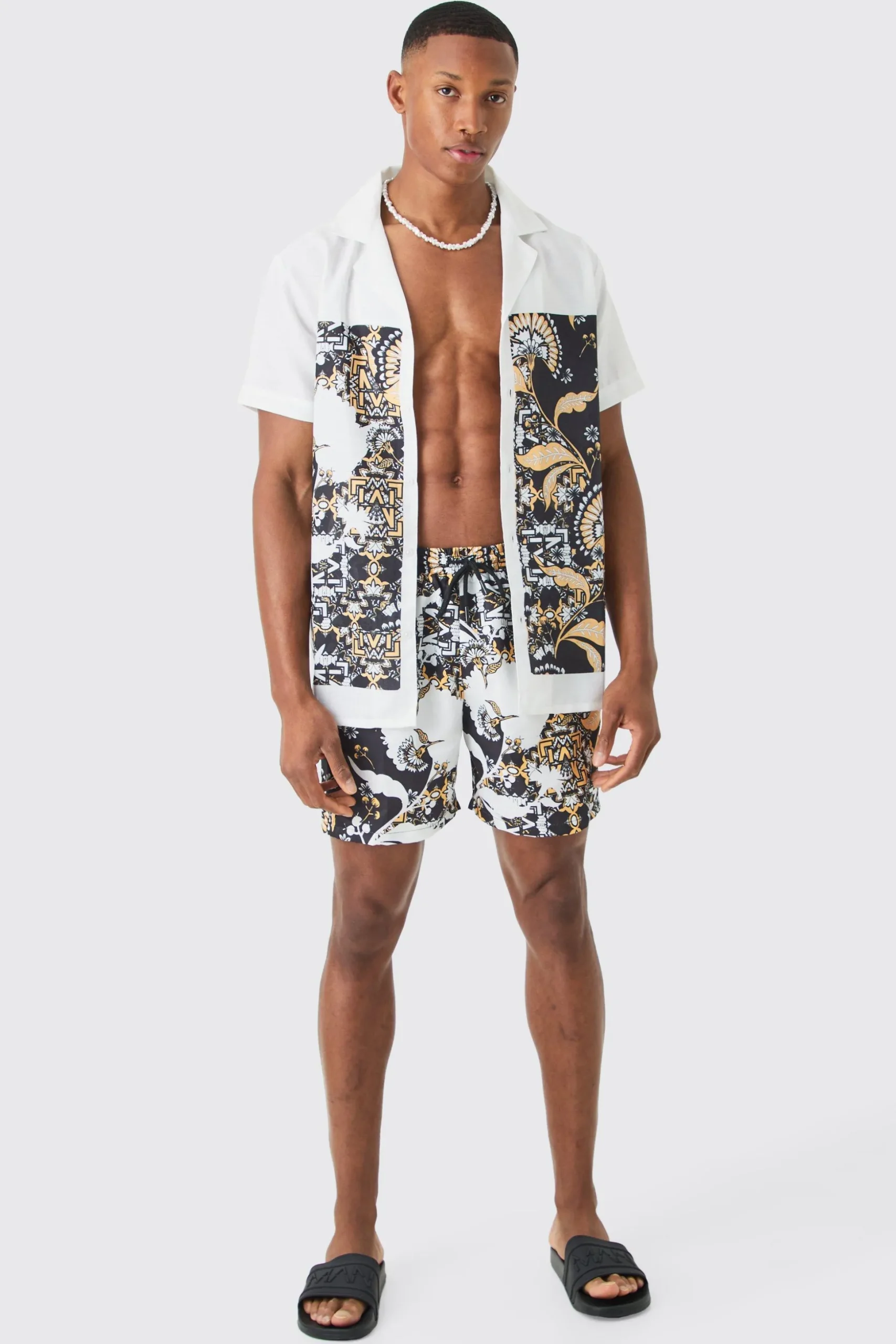 Regular Printed Shirt And Swim Short Set | BoohooMAN UK