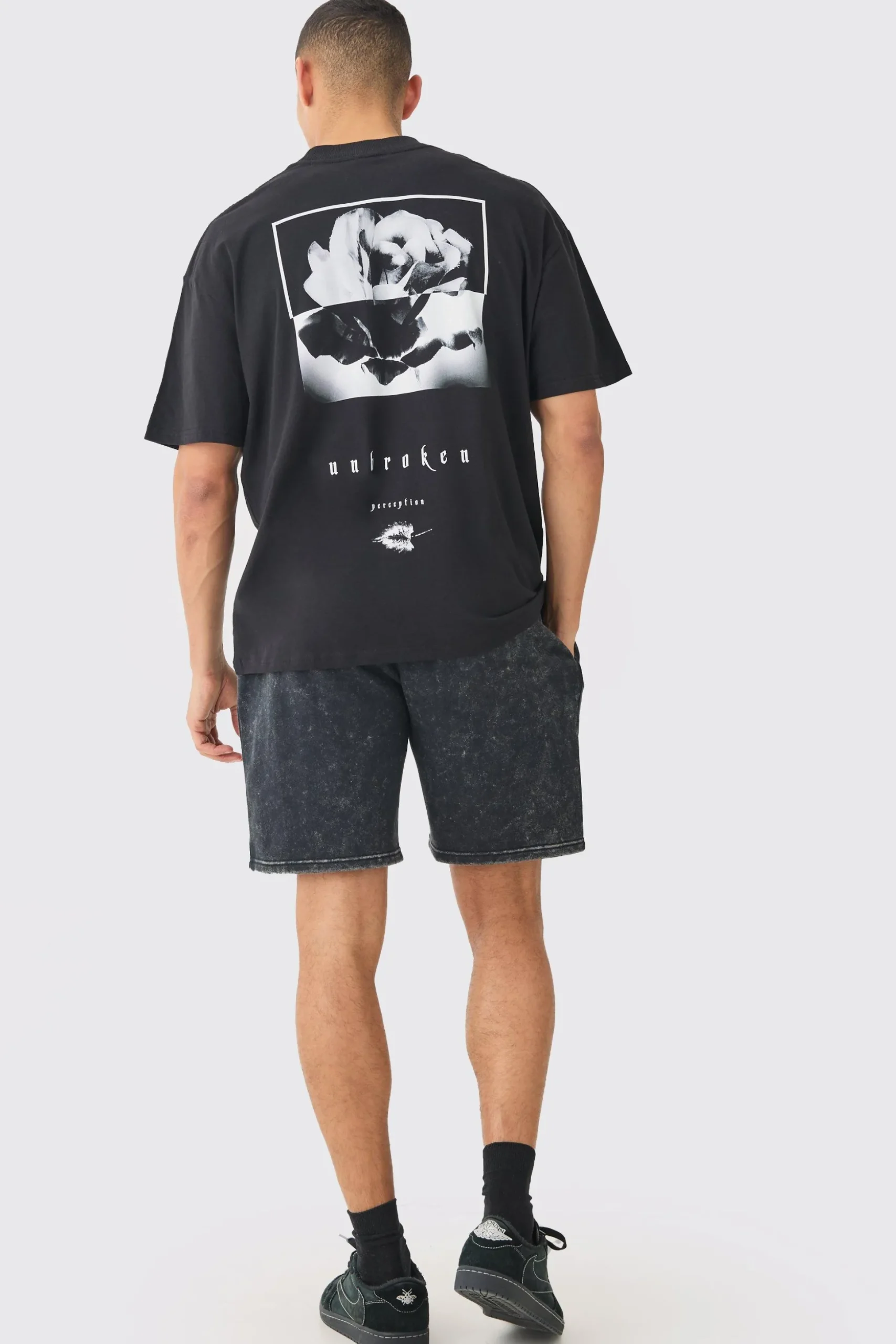 Relaxed Acid Wash Short | BoohooMAN UK