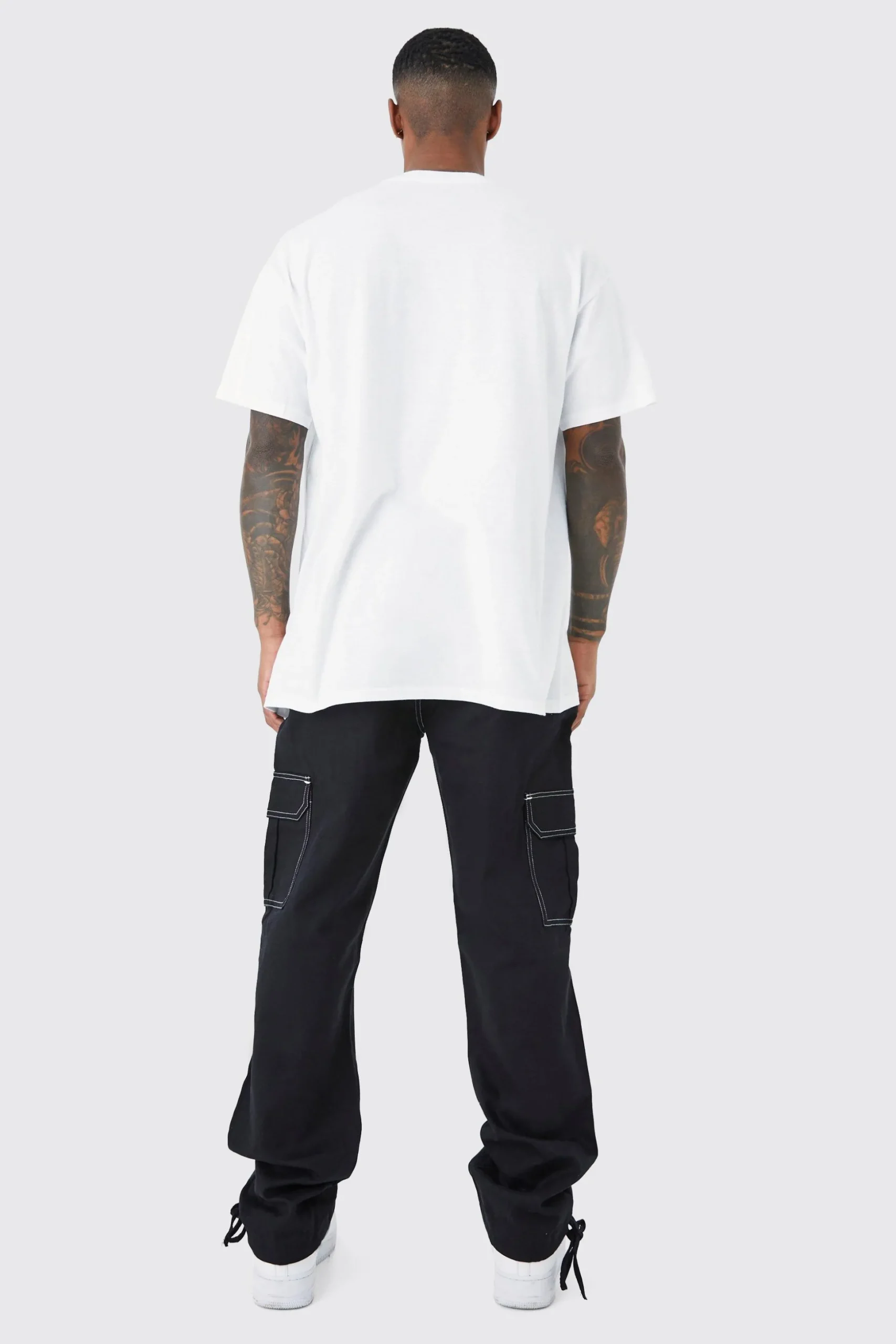 Relaxed Cargo Worldwide Print Trouser | BoohooMAN UK