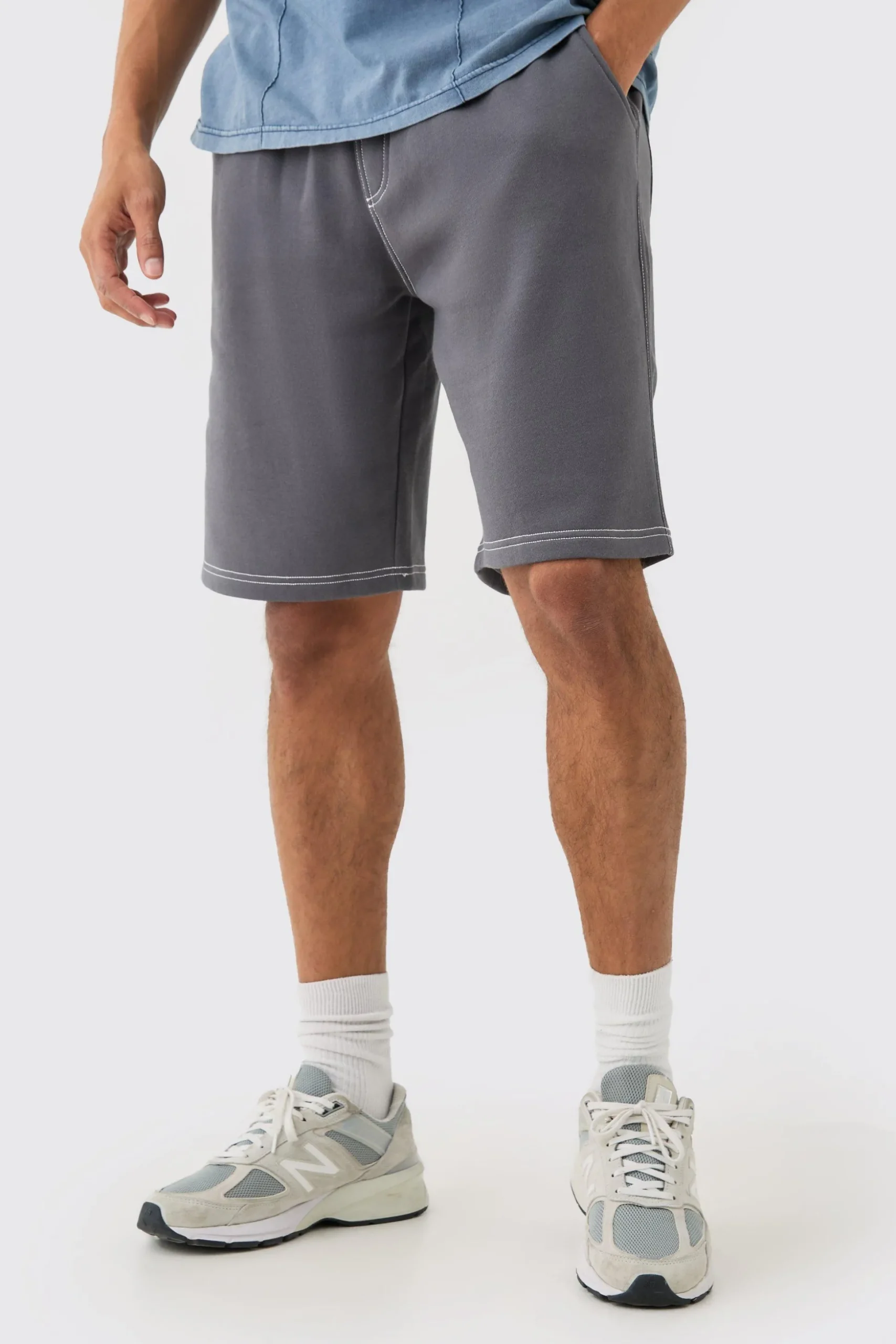 Relaxed Contrast Stitch Long Length Shorts | BoohooMAN UK