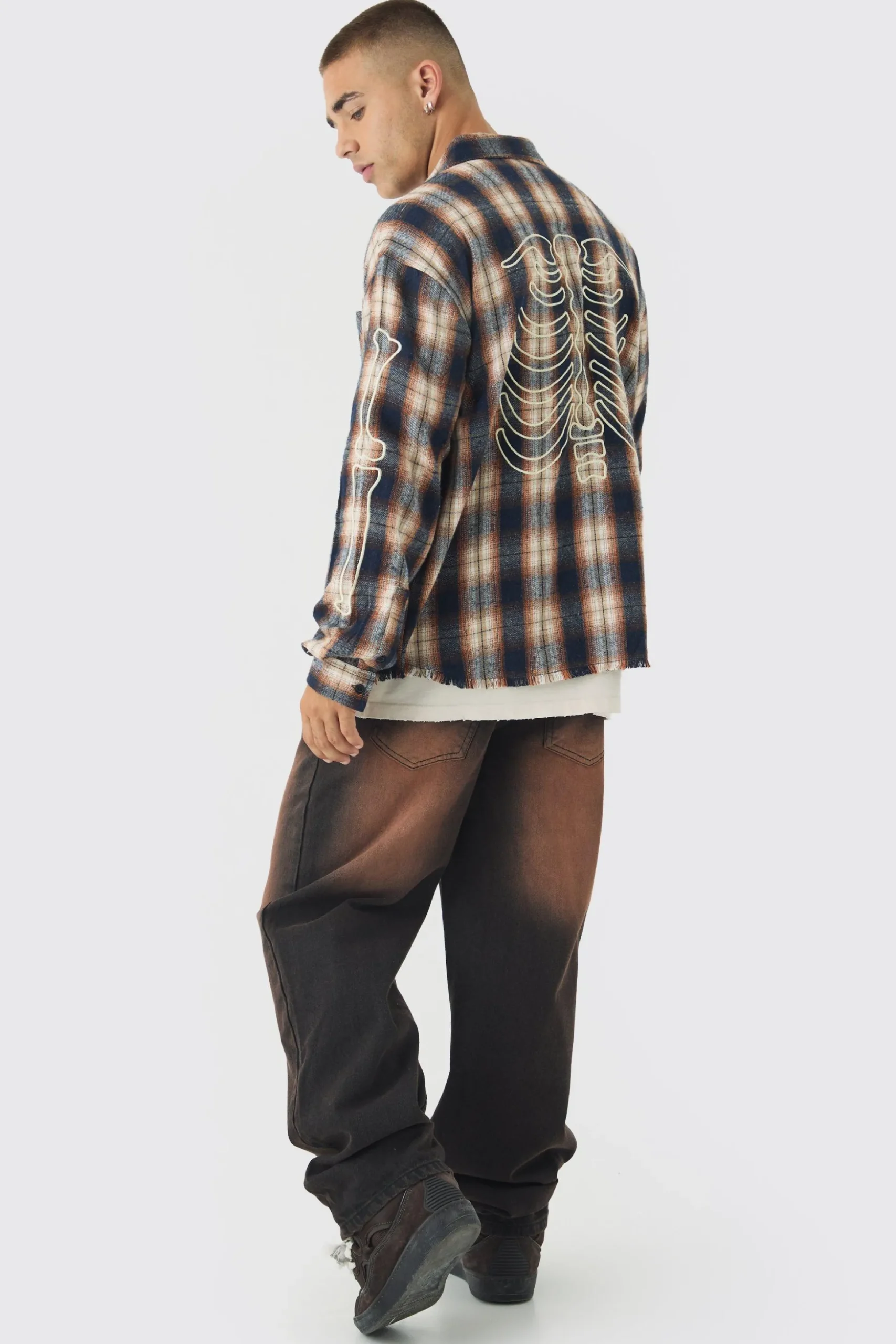 Relaxed Distressed Nibbled Jeans | BoohooMAN UK