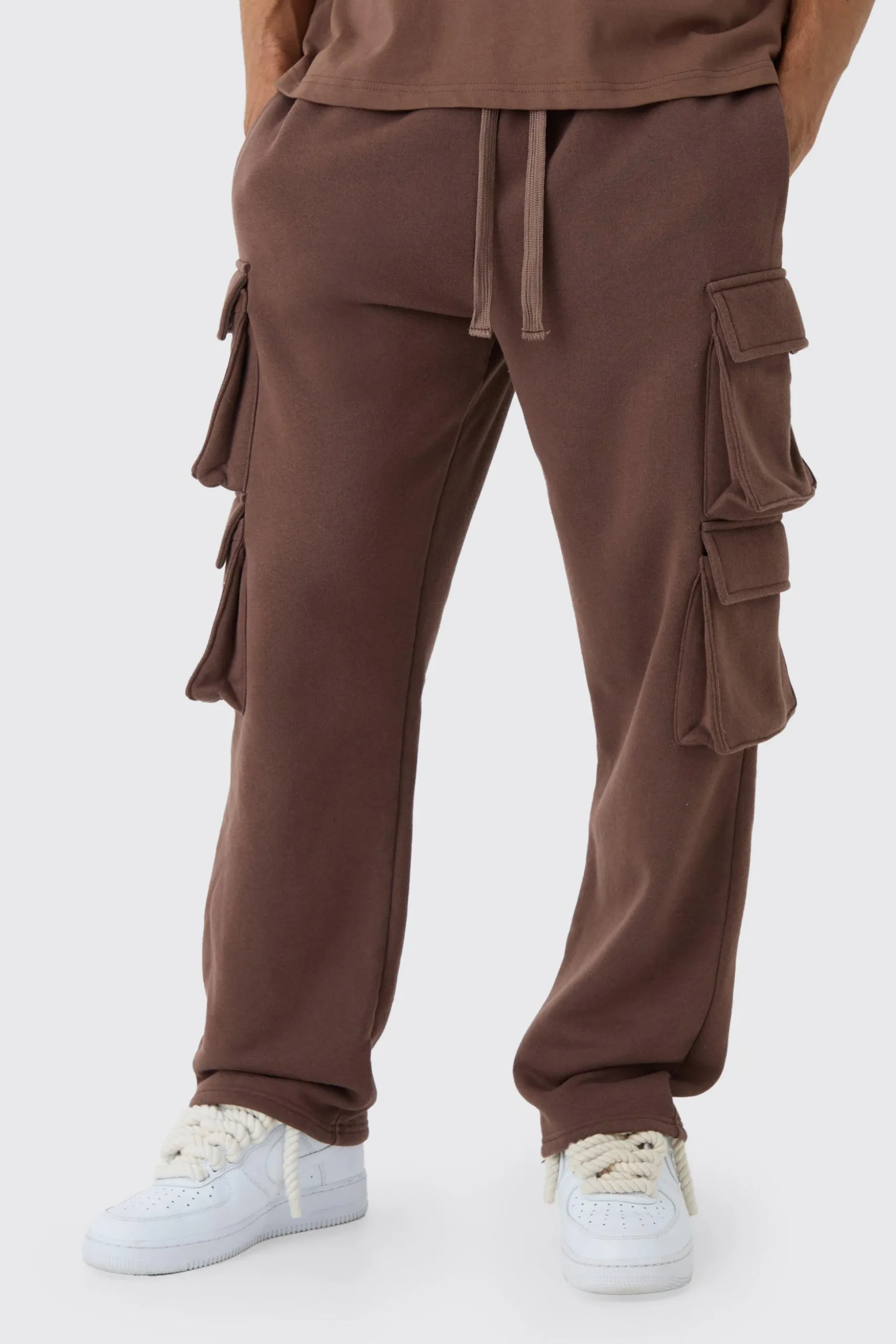 Relaxed Fit Double Pocket Cargo Jogger | BoohooMAN UK