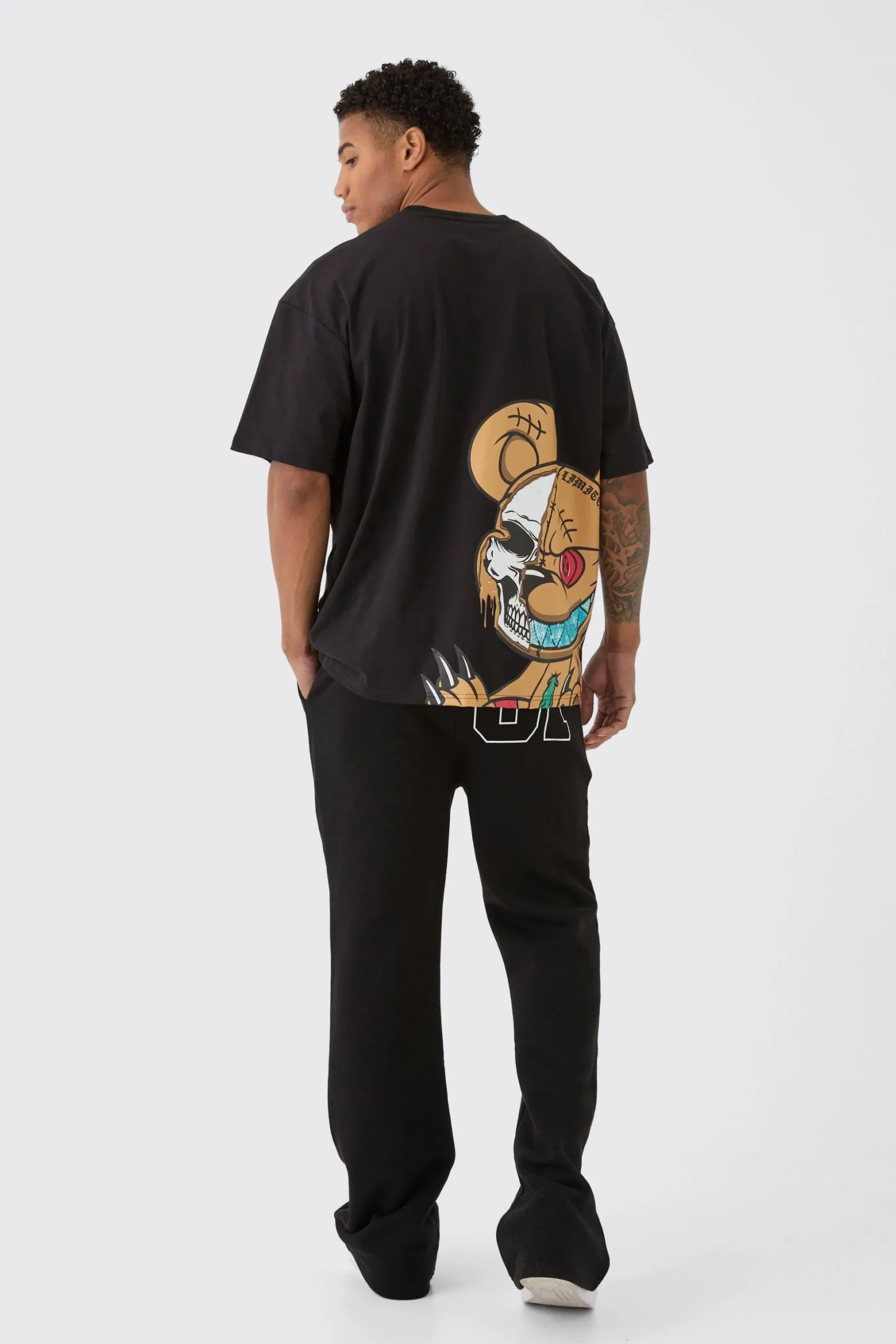 Relaxed Fit Flared Varsity Woven Tab Jogger | BoohooMAN UK