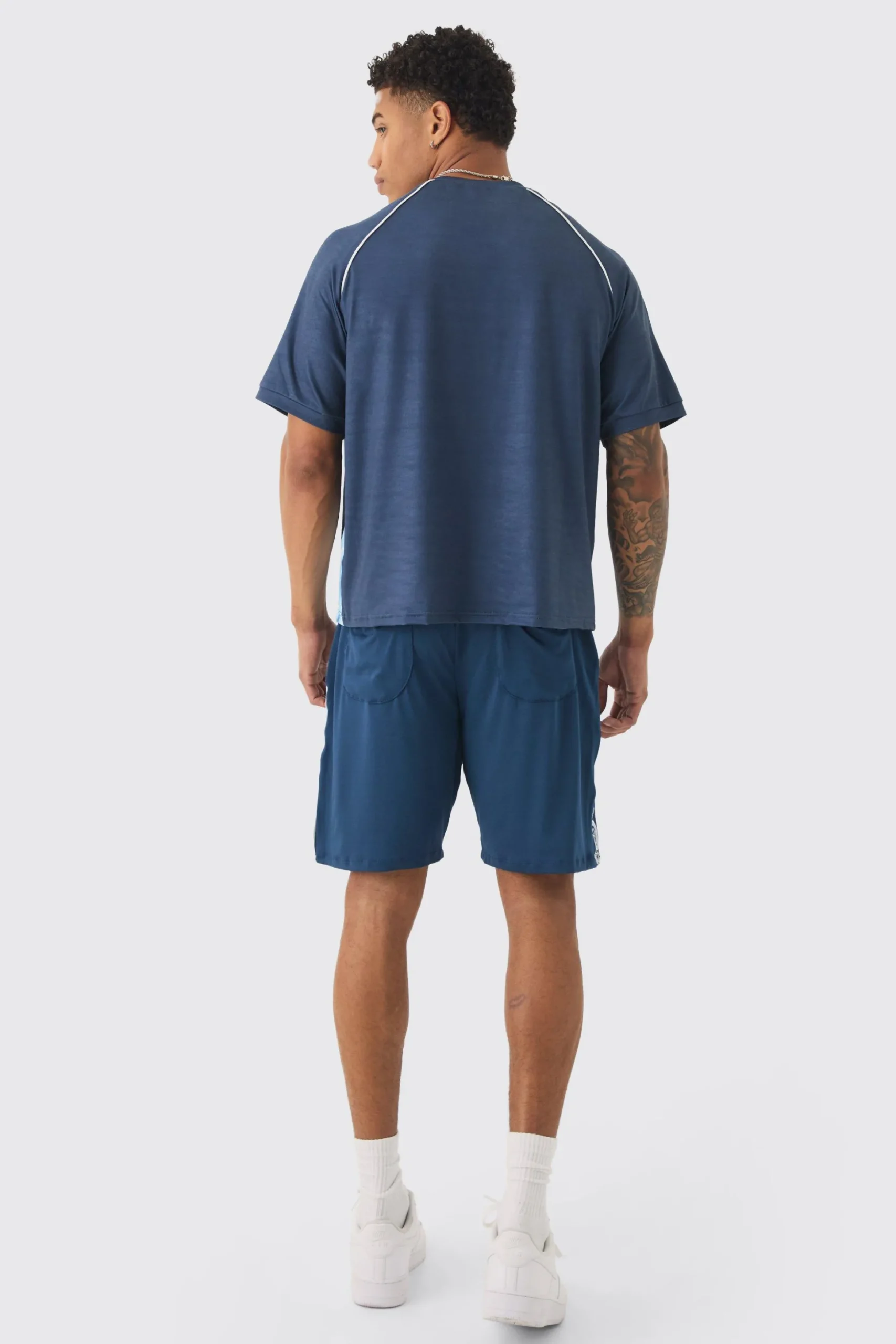 Relaxed FIt Floral Printed Football Short | BoohooMAN UK