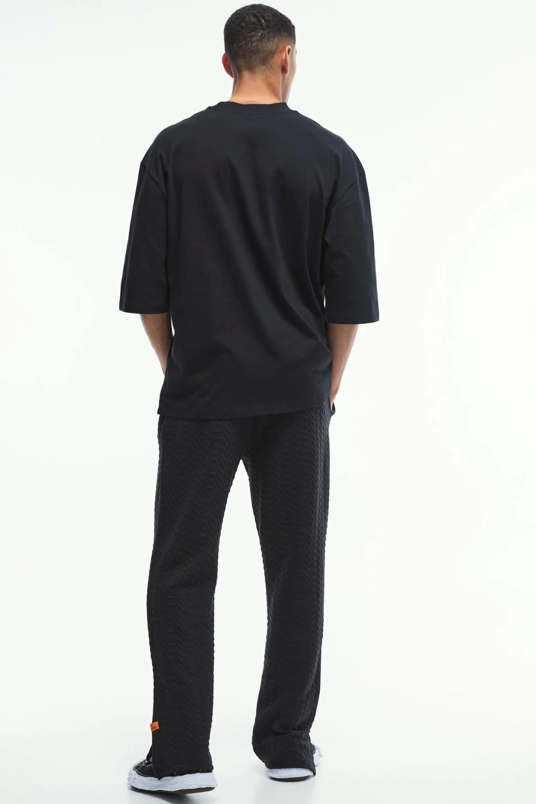 Relaxed Fit Herringbone Split Hem Woven Tab Jogger | BoohooMAN UK