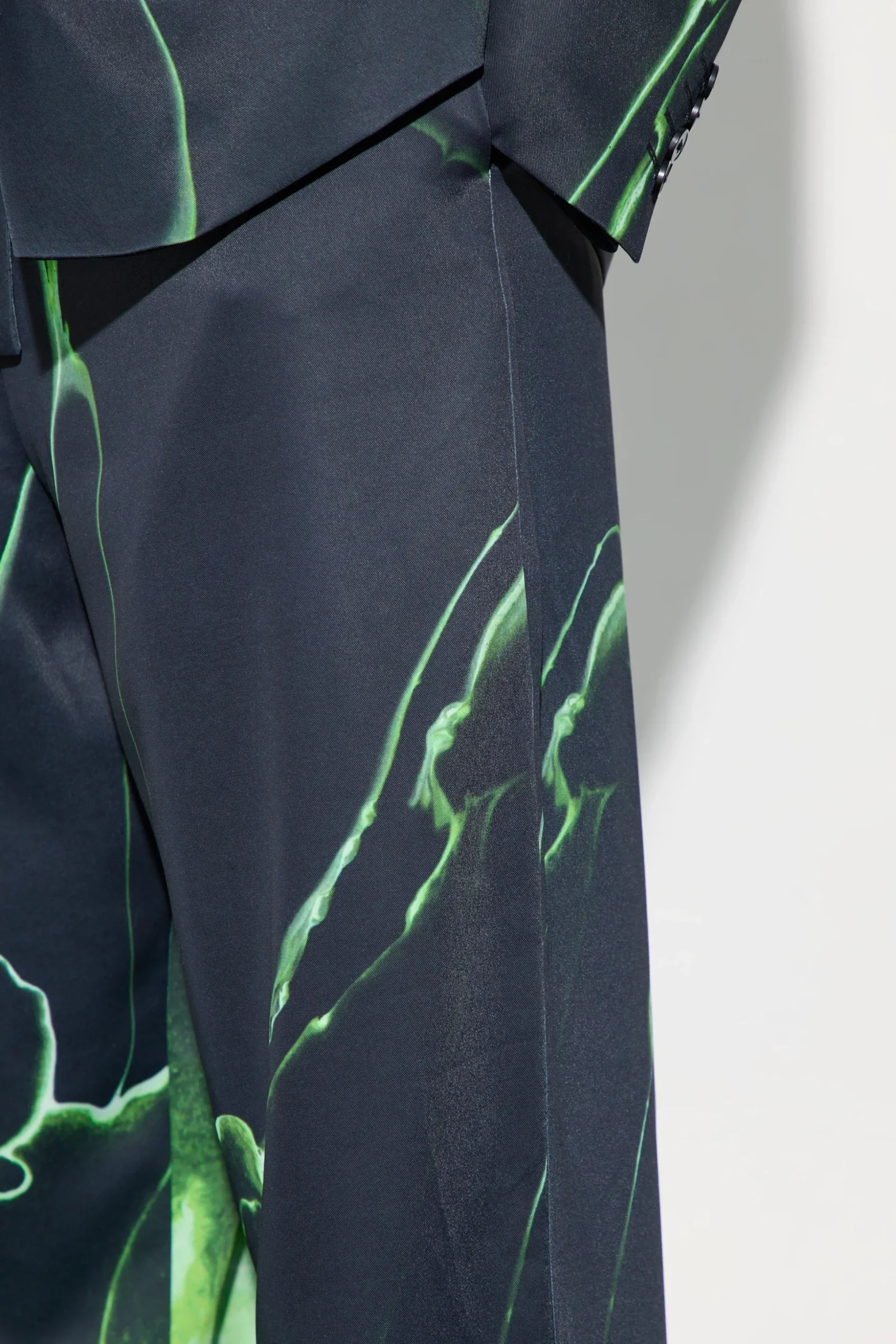 Relaxed Fit Marble Print Suit | BoohooMAN UK