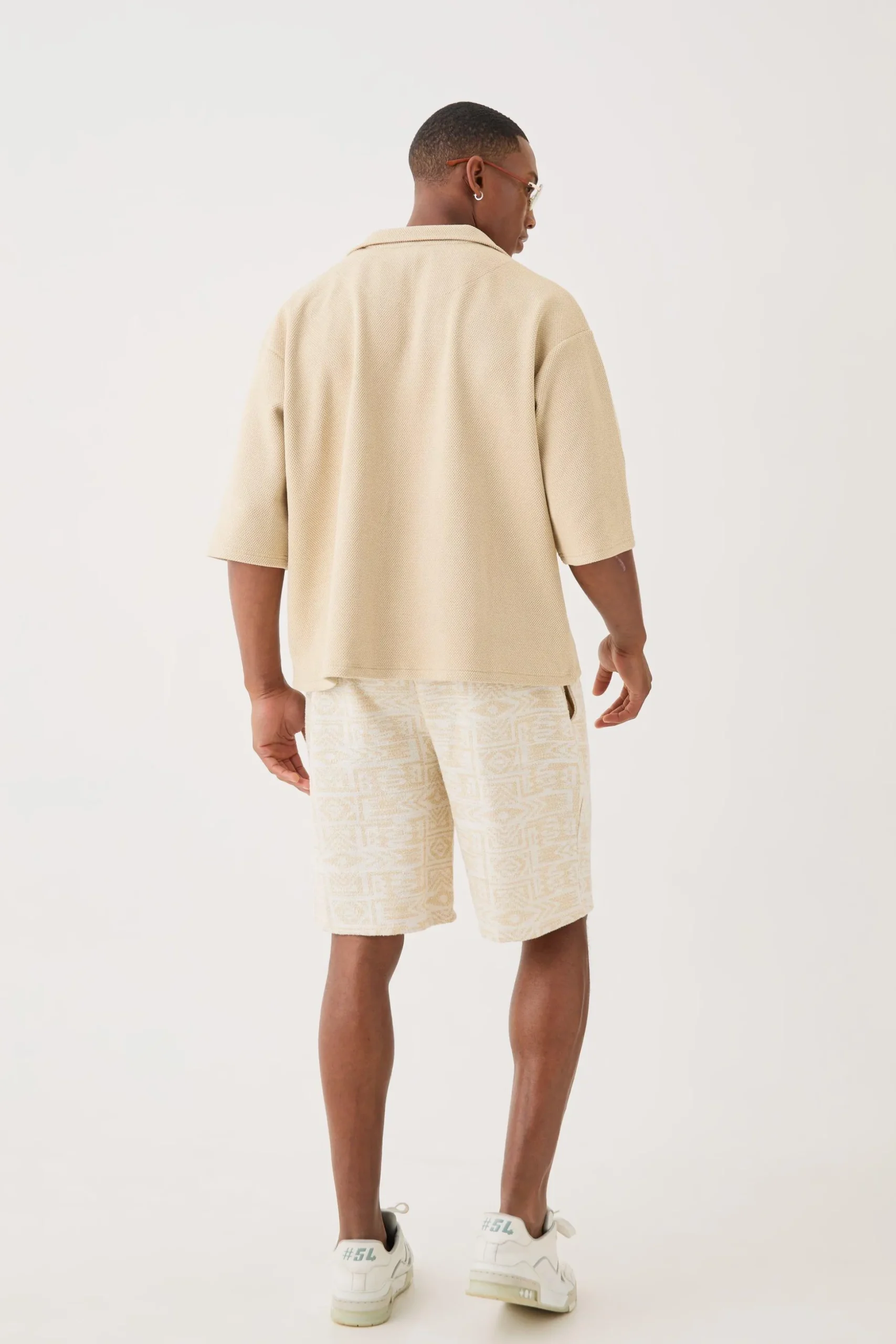 Relaxed Fit Mid Length Jacquard Short | BoohooMAN UK