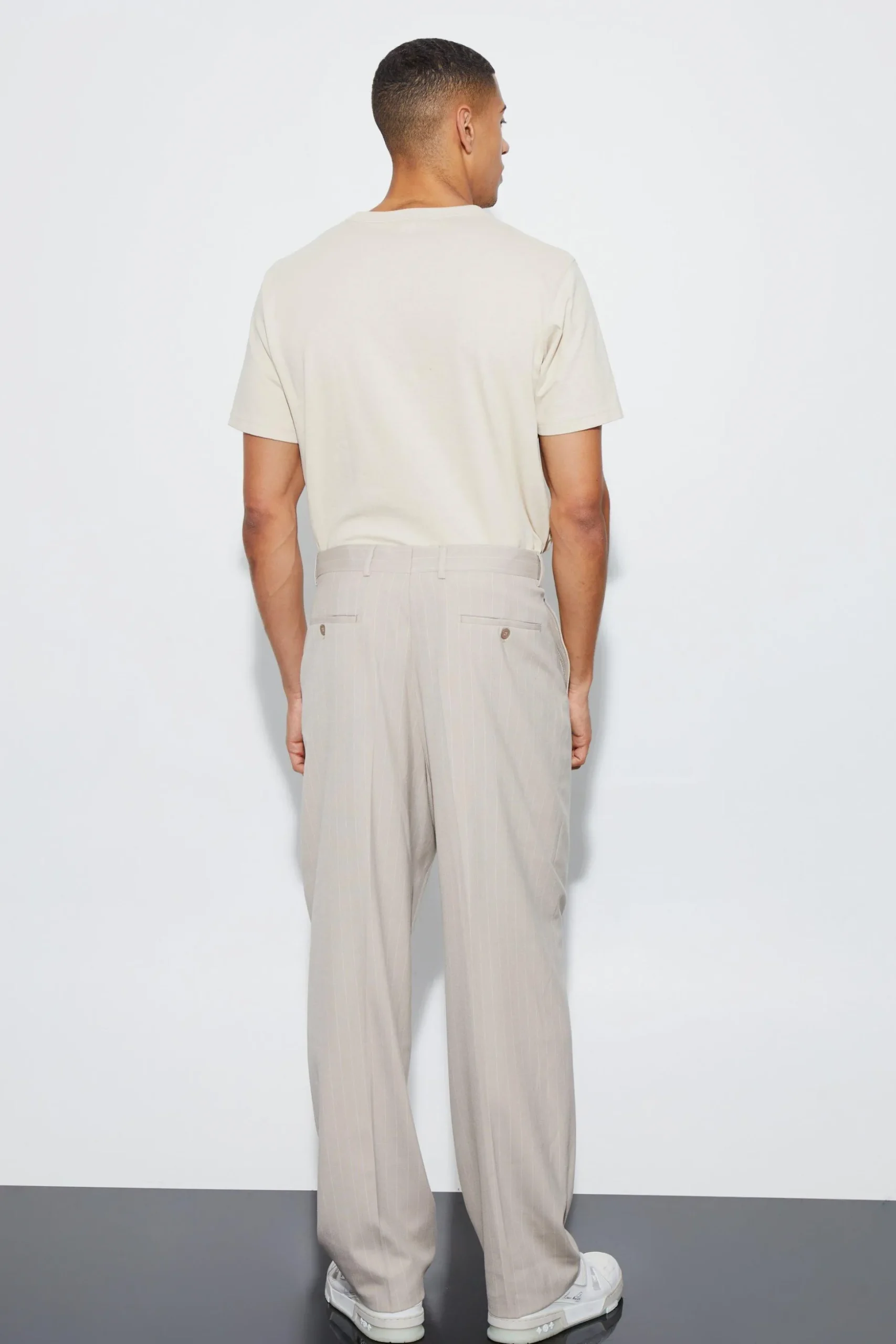 Relaxed Fit Pinstripe Suit Trousers | BoohooMAN UK