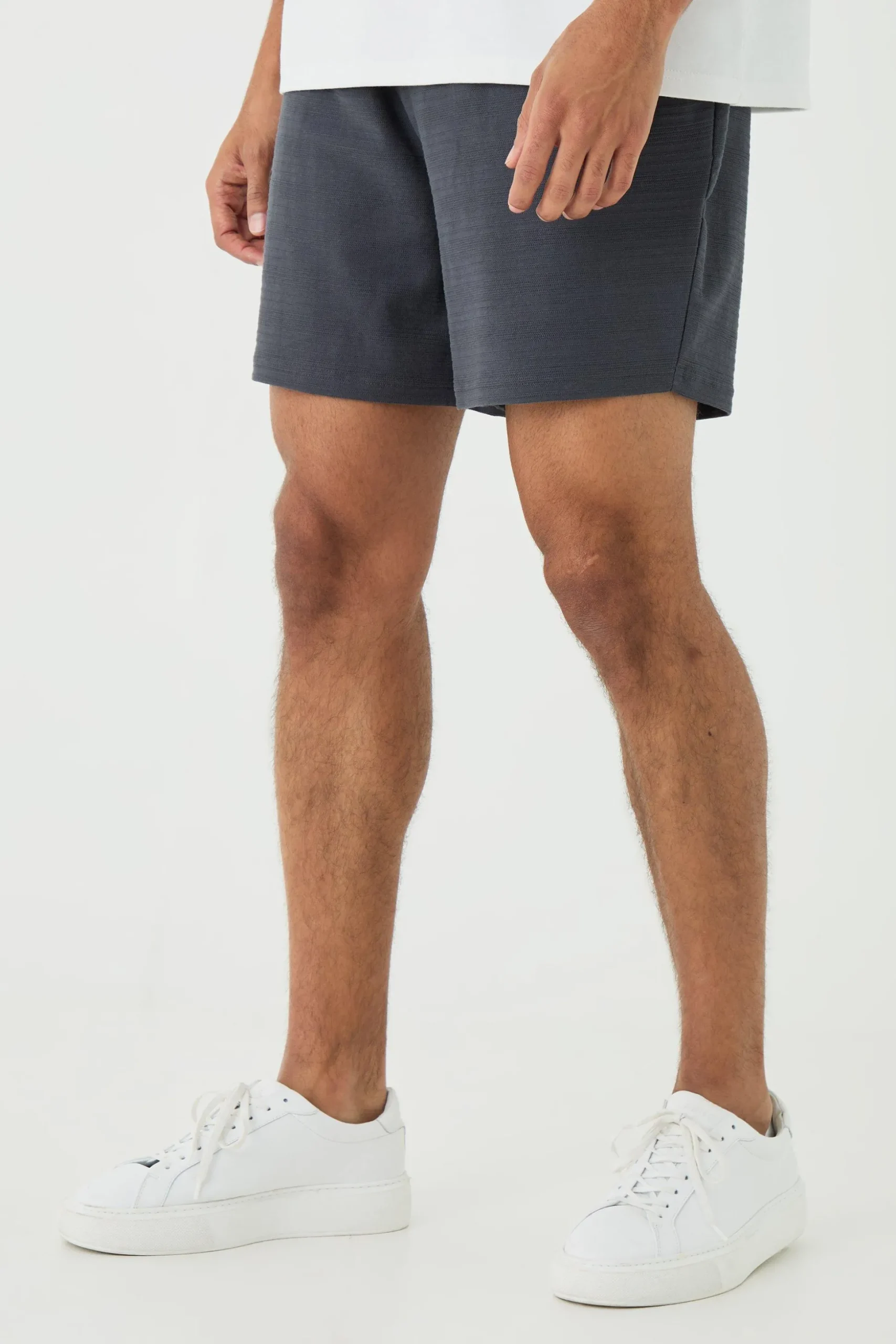 Relaxed Fit Short Length Jacquard Striped Short | BoohooMAN UK