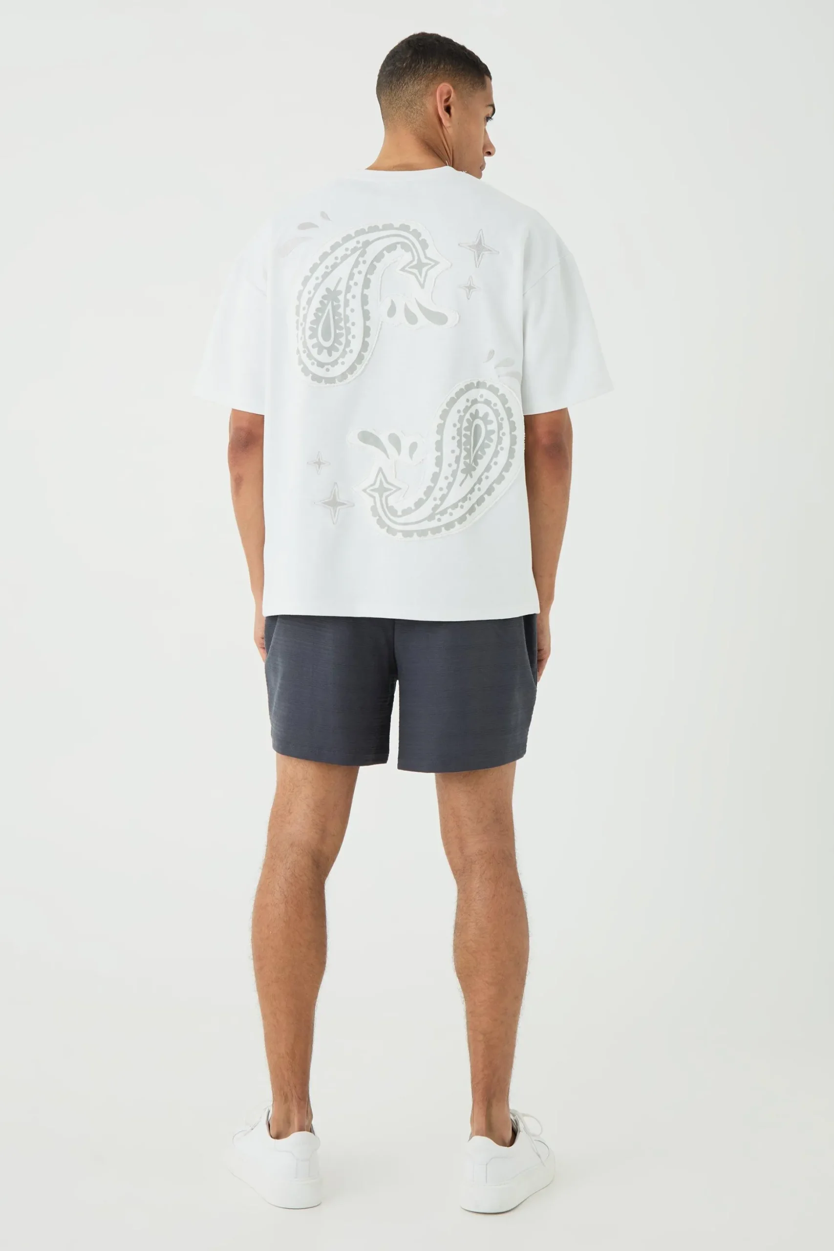 Relaxed Fit Short Length Jacquard Striped Short | BoohooMAN UK