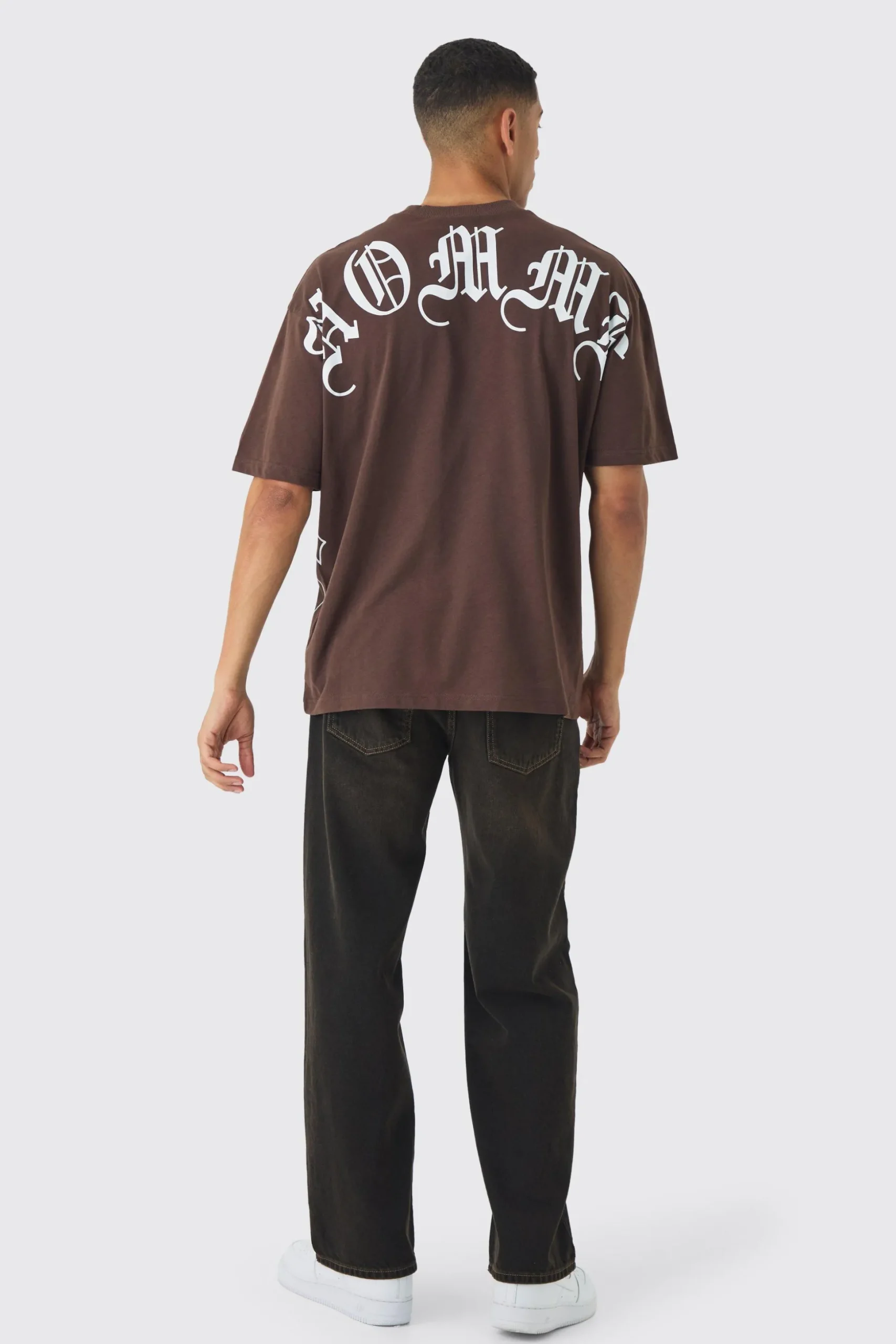 Relaxed Fit Washed Tinted Jeans | BoohooMAN UK
